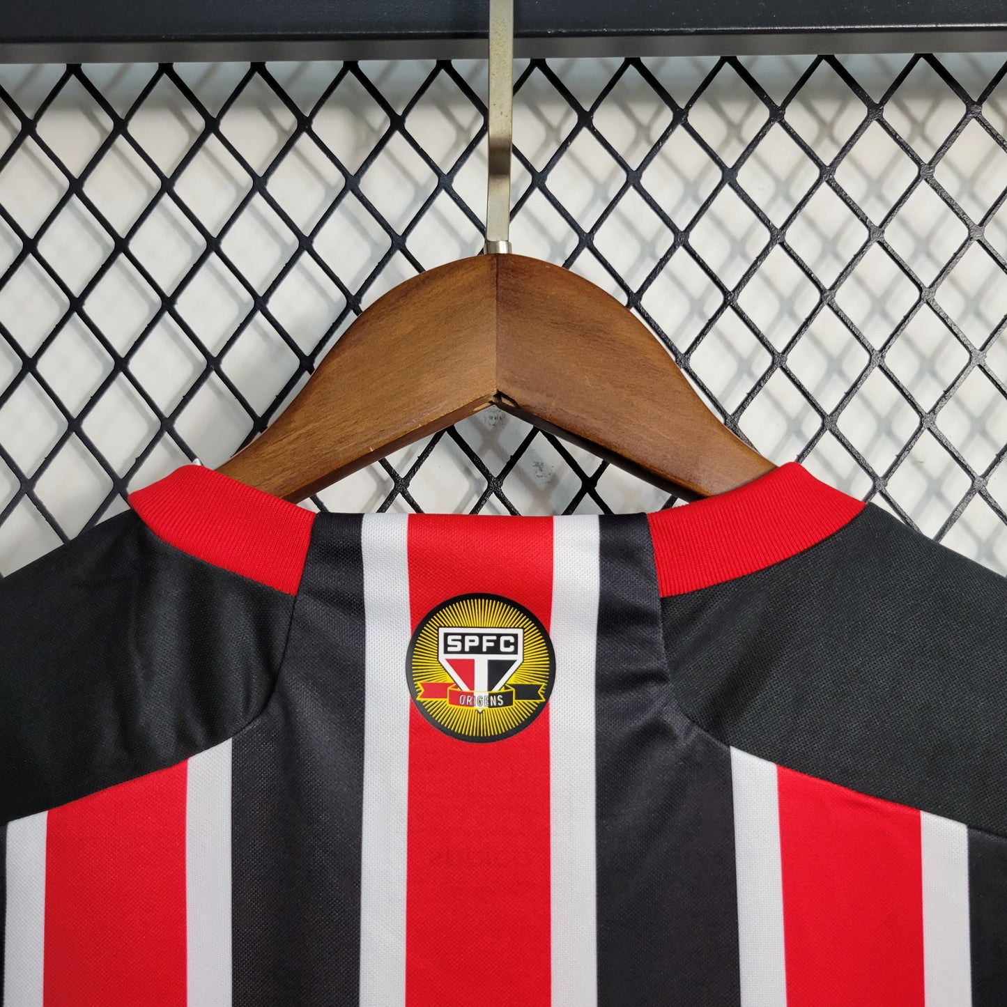 23-24 Women's Sao Paulo away size S-XXL（Men's Fan Edition） | 衬衫 | M1-1 | Betty ali Chinese suppliers