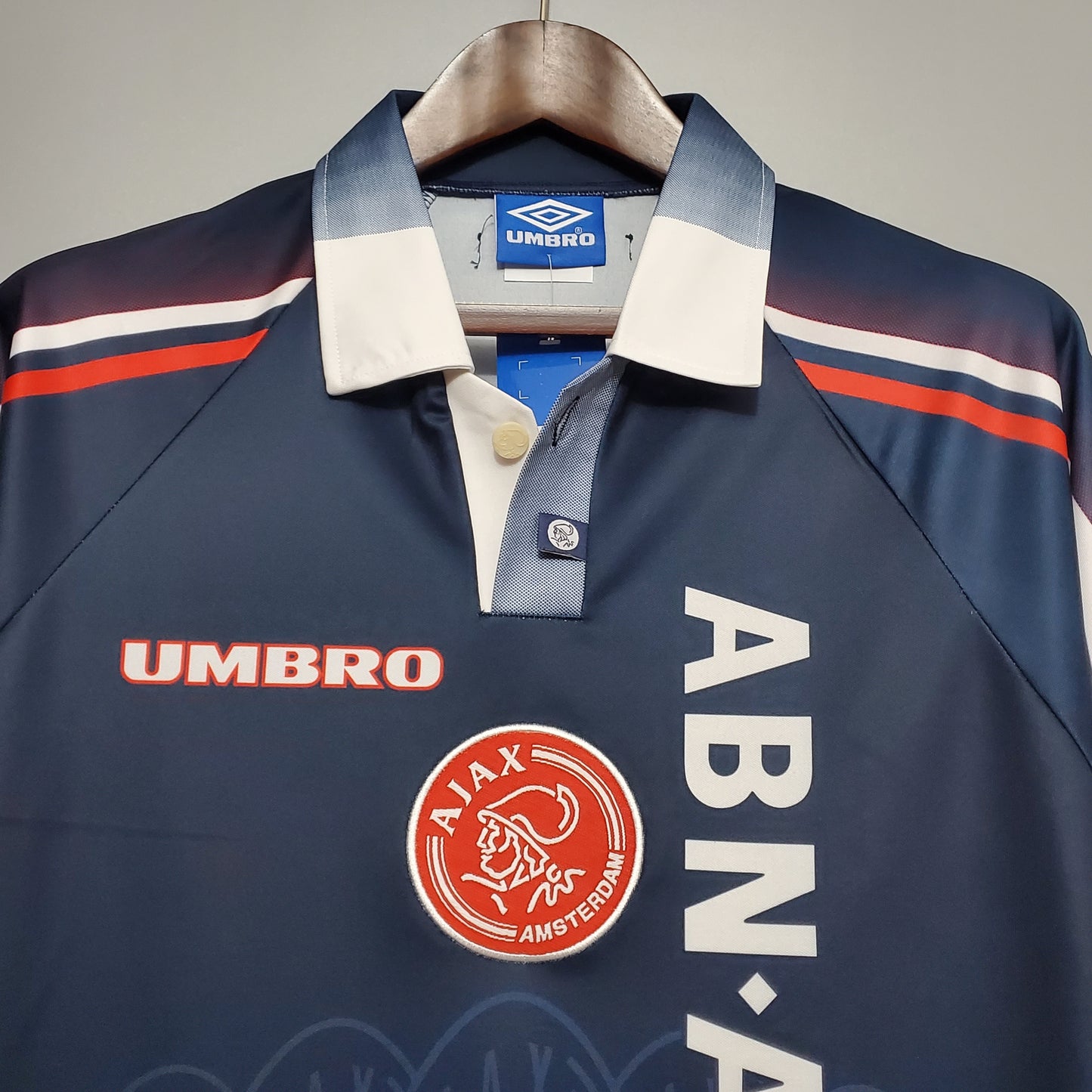 Retro Ajax 97/98 away S-XXL（Men's Fan Edition） | 衬衫 | M | Betty ali Chinese suppliers