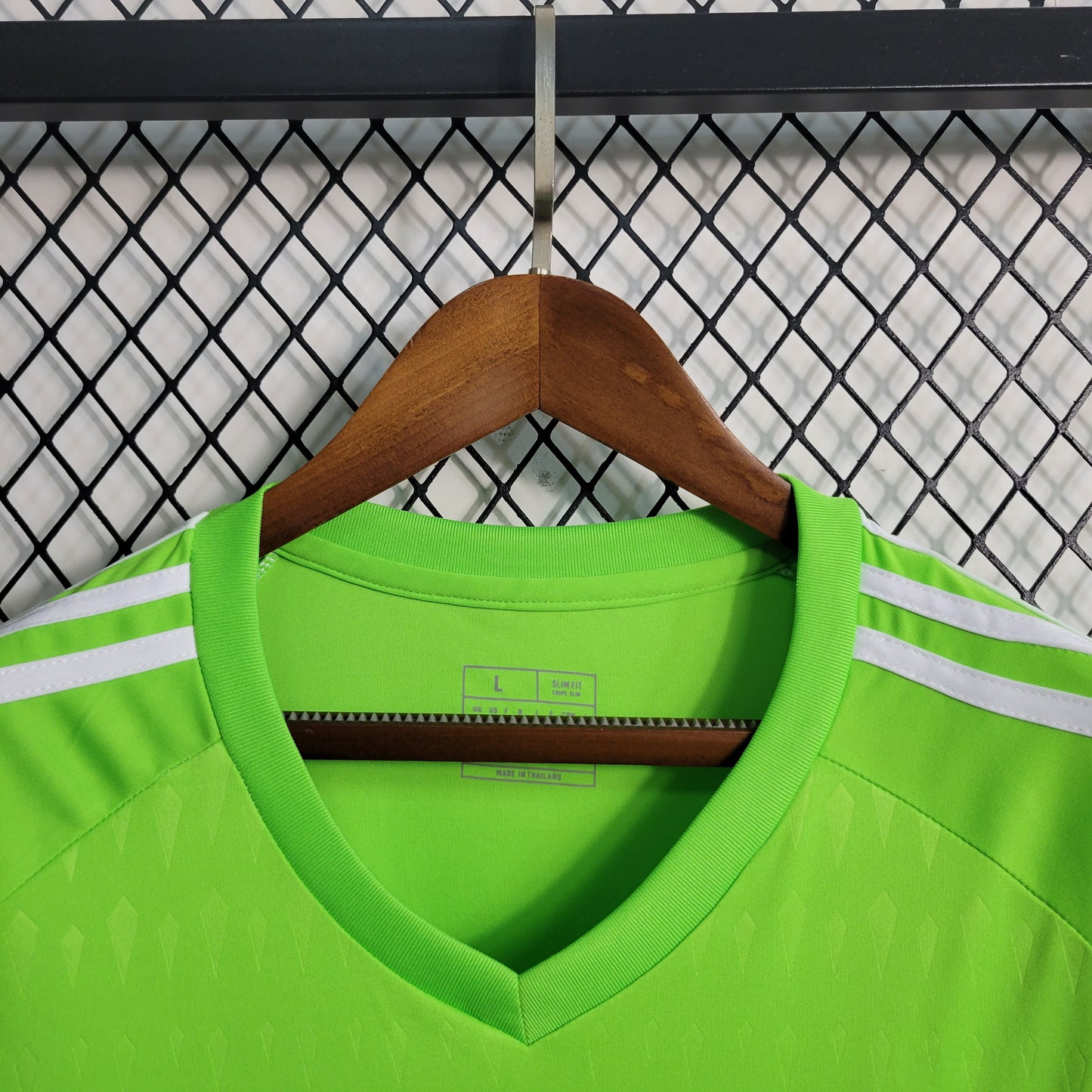 23-24 Real Madrid goalkeeper green size S-XXLfan version) | 衬衫 | M2-2 | Betty ali Chinese suppliers