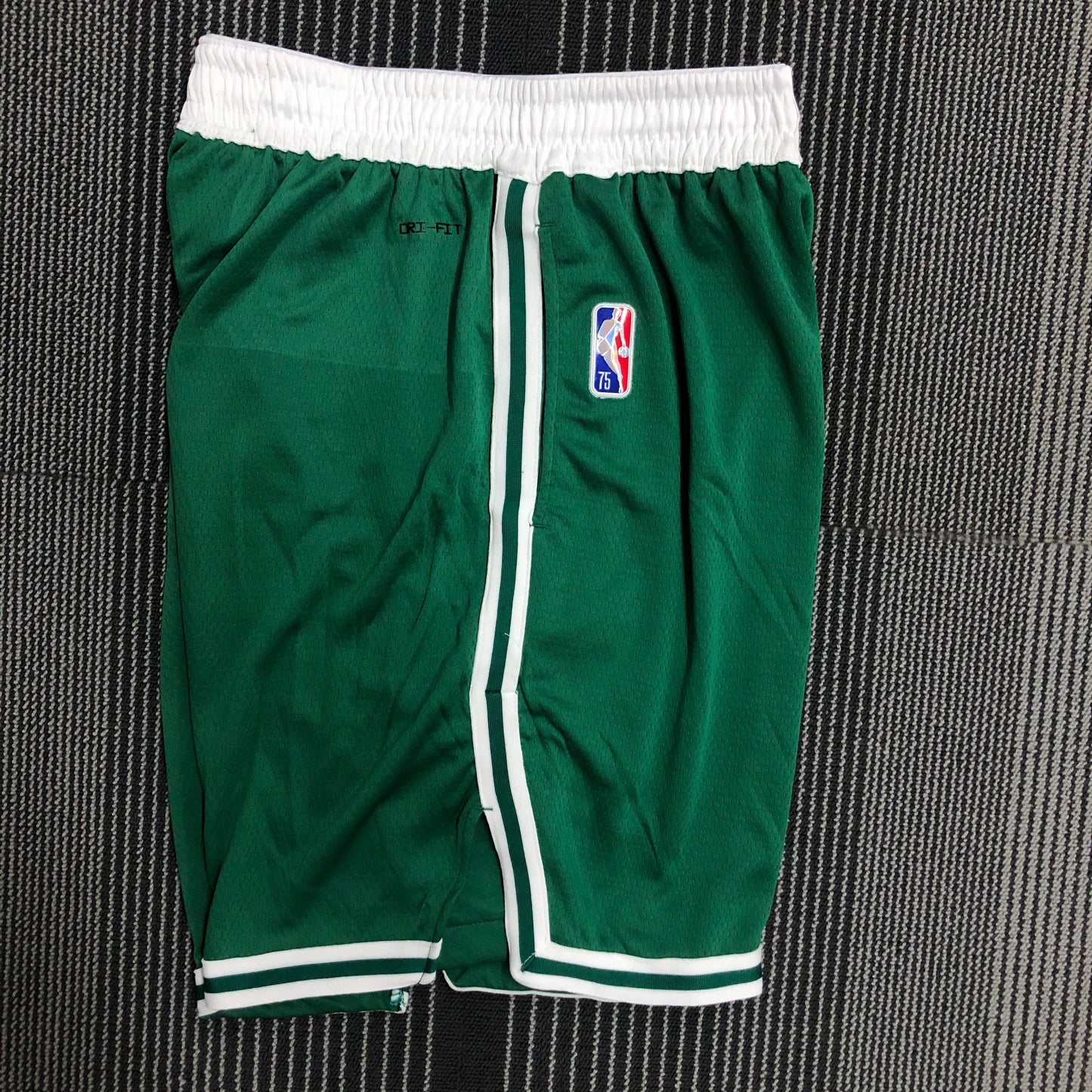 75th Anniversary Celtic Green Shorts Size S-XXL | 短裤 | NBA | 中国供应商