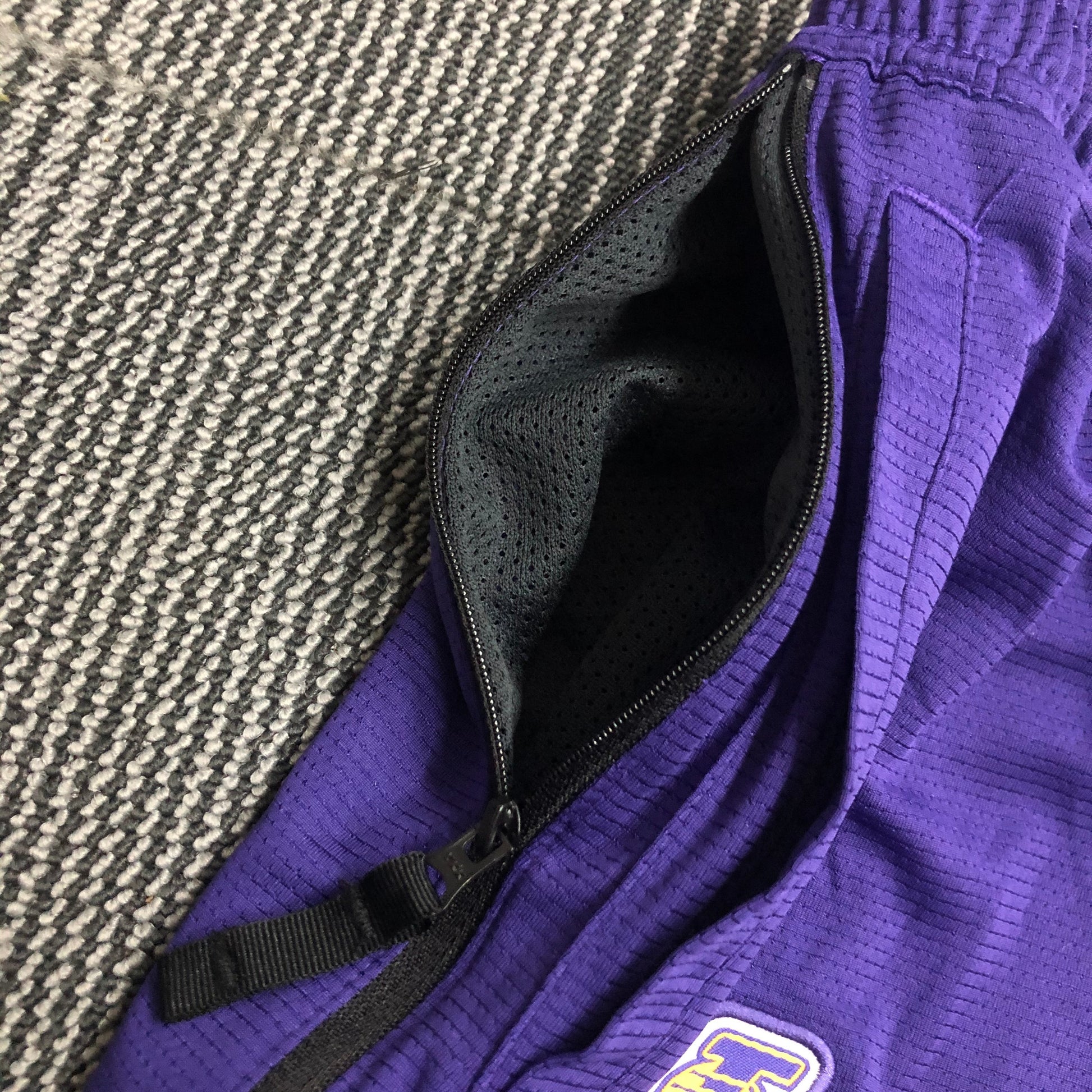 2201 American Shorts: Lakers Size S-XXL | 短裤 | NBA | 中国供应商