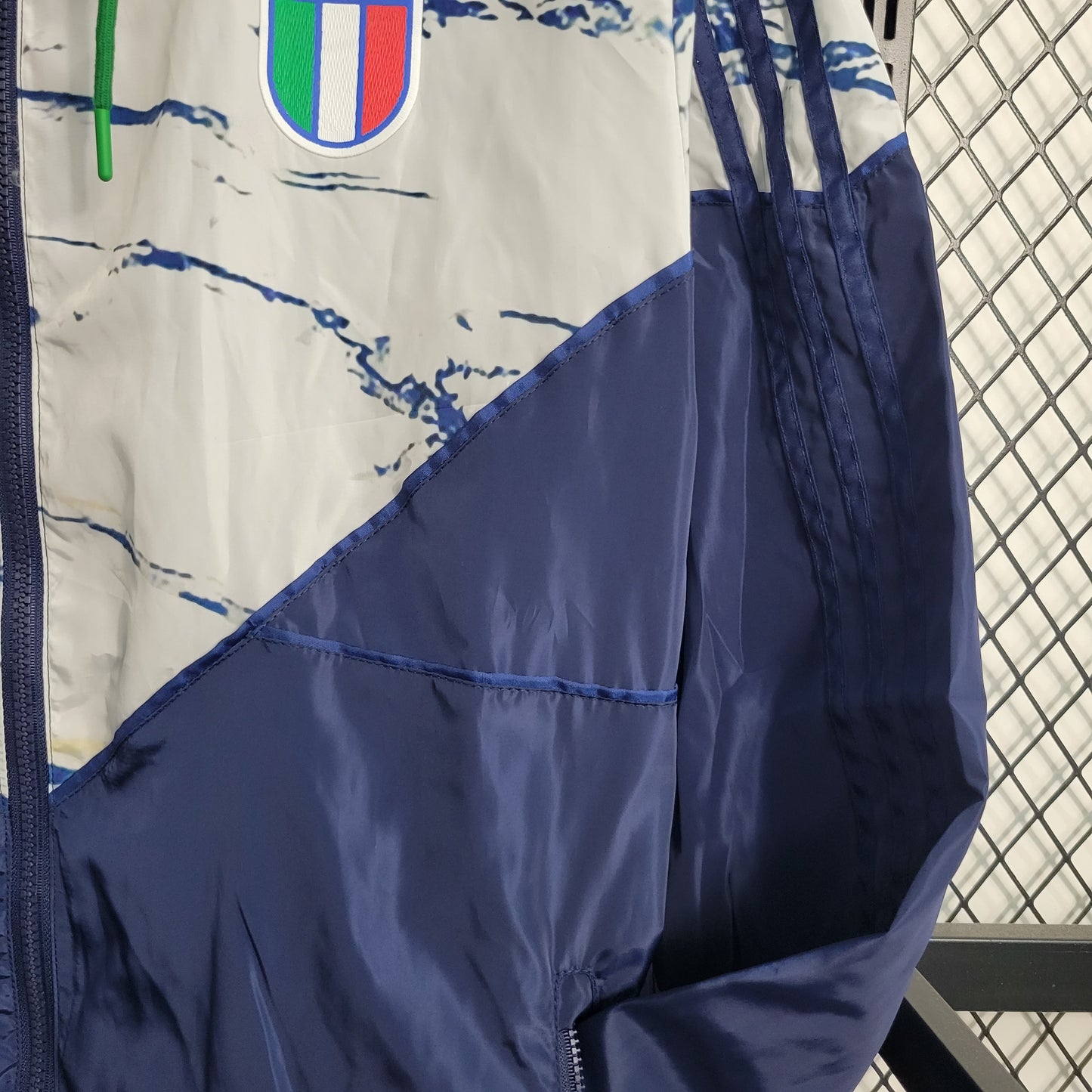 23-24 player windbreaker Italian size S-XXL | 风衣 | W2-2 | Betty ali Chinese suppliers