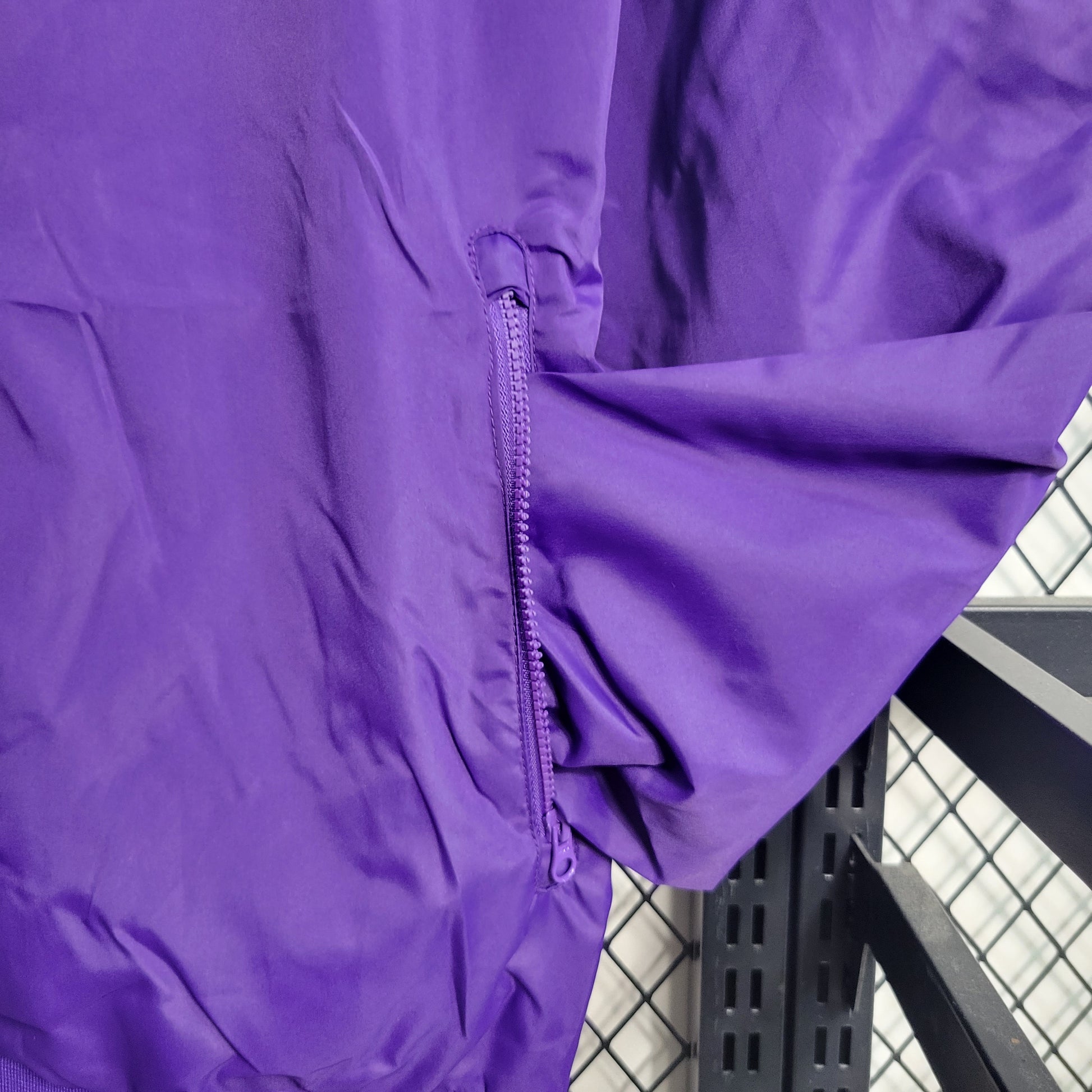 23-24 player windbreaker Sanfrecce Hiroshima size S-XXL | 风衣 | W1-18 | Betty ali Chinese suppliers