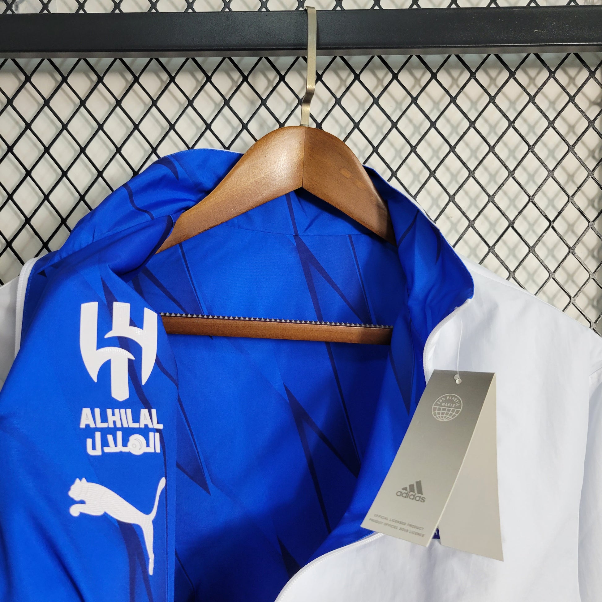 23-24 Windbreaker Al Hilal Size S-XXL | B3 | 中国供应商