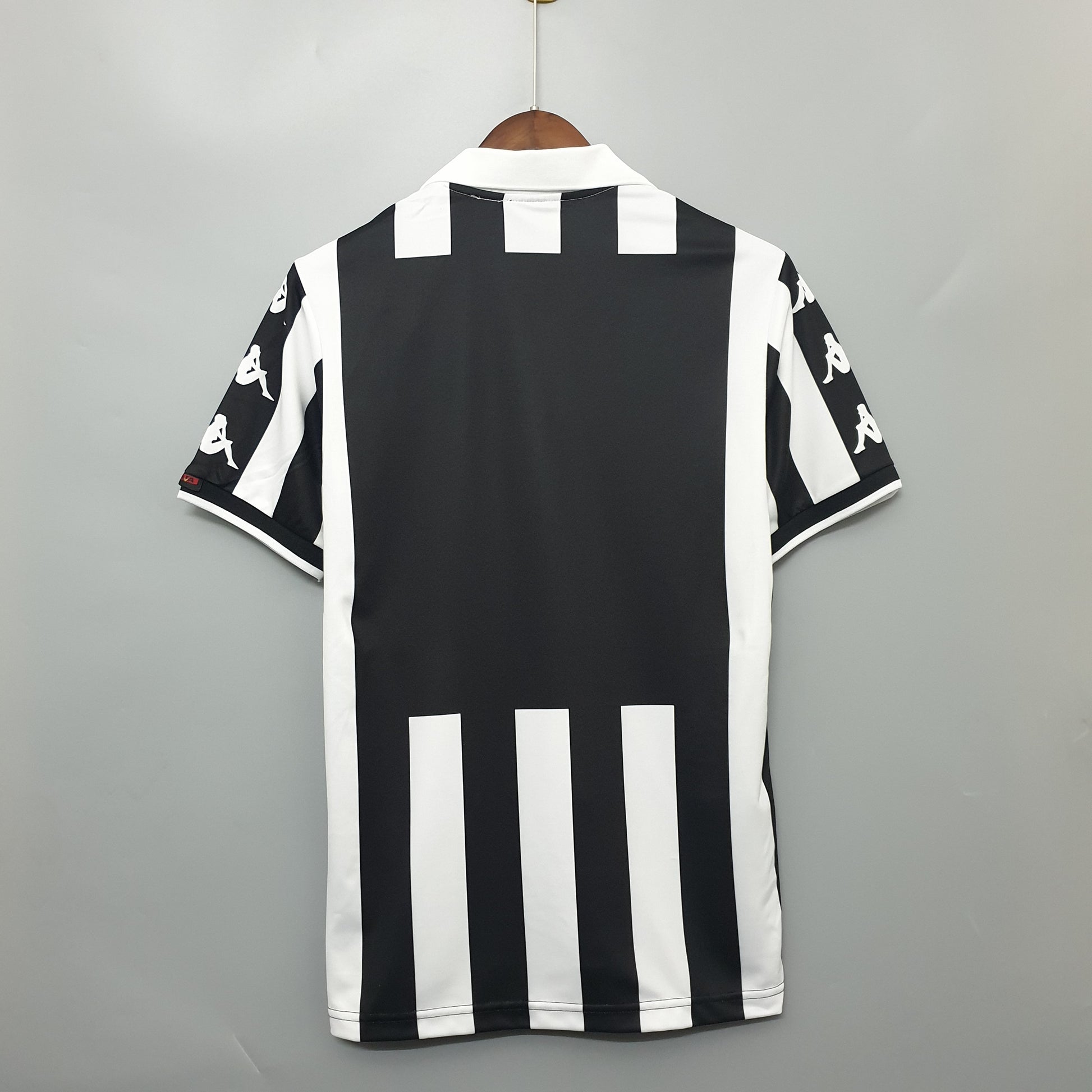 Retro Juventus 1999-2000 home（Retro） | 复古/Retro | R | Betty ali Chinese suppliers