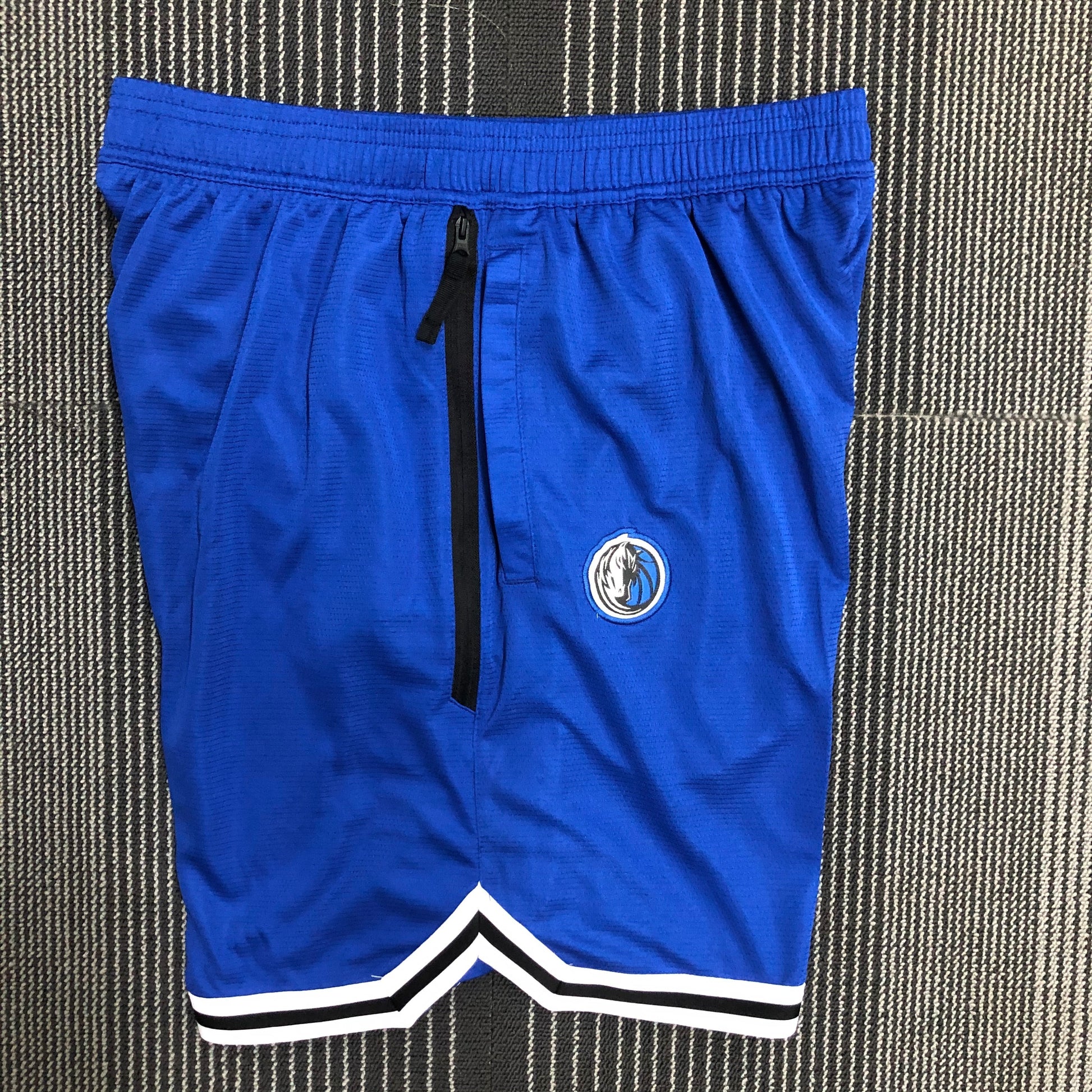 2201 American Training Shorts: Mavericks Size S-XXL | 短裤 | NBA | 中国供应商