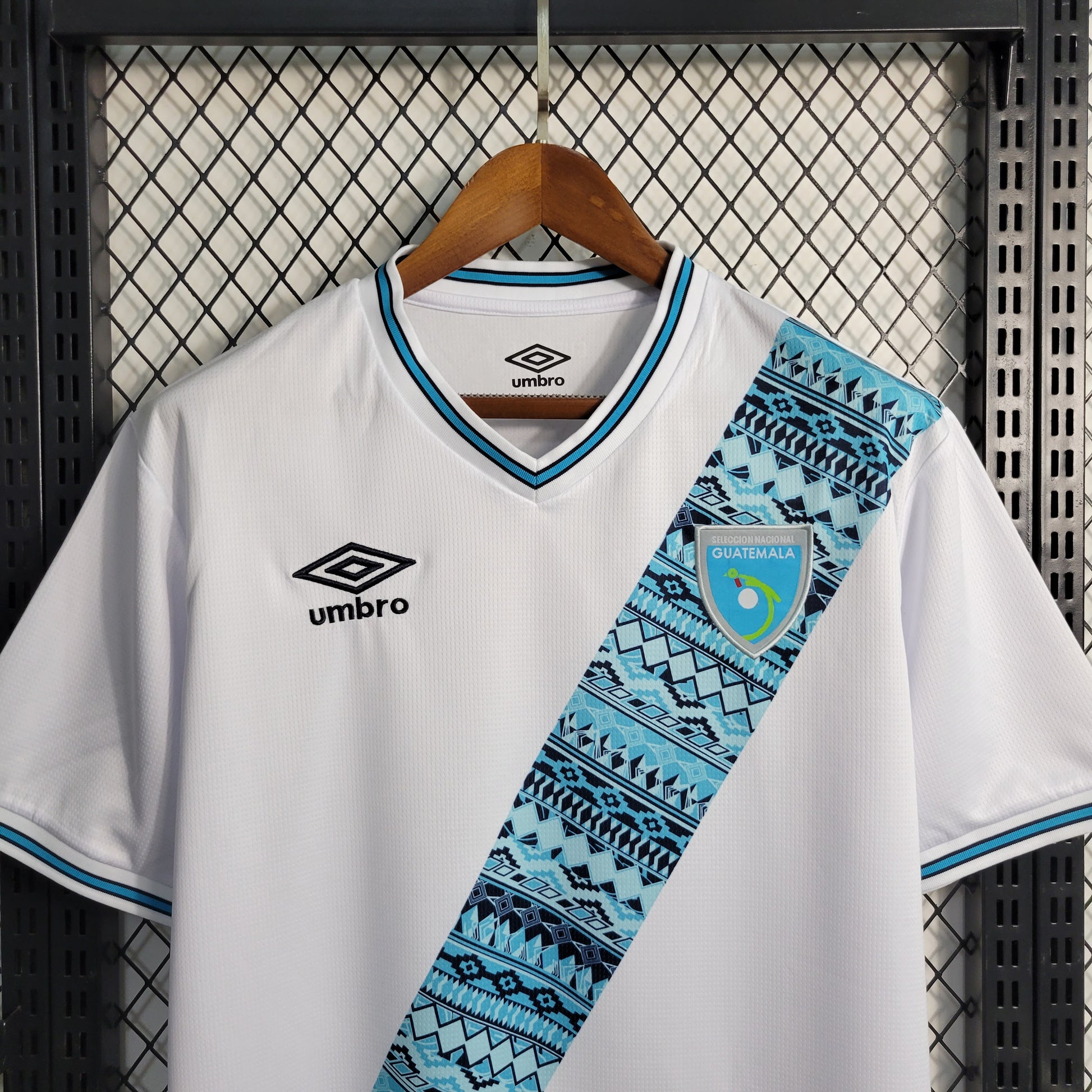 23-24 White Guatemala Home S-XXL（Men's Fan Edition） | 衬衫 | M4-1 | Betty ali Chinese suppliers