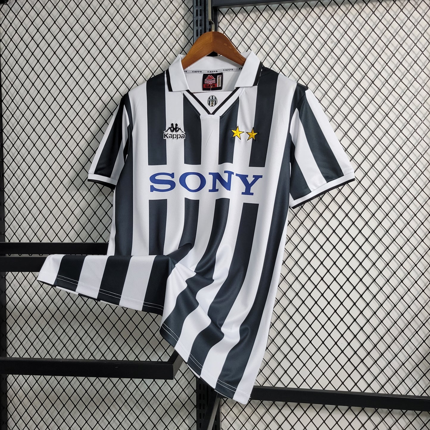 Retro 95-97 Juventus Home Size S-XXL（Retro） | 复古/Retro | M2-2, R | Betty ali Chinese suppliers