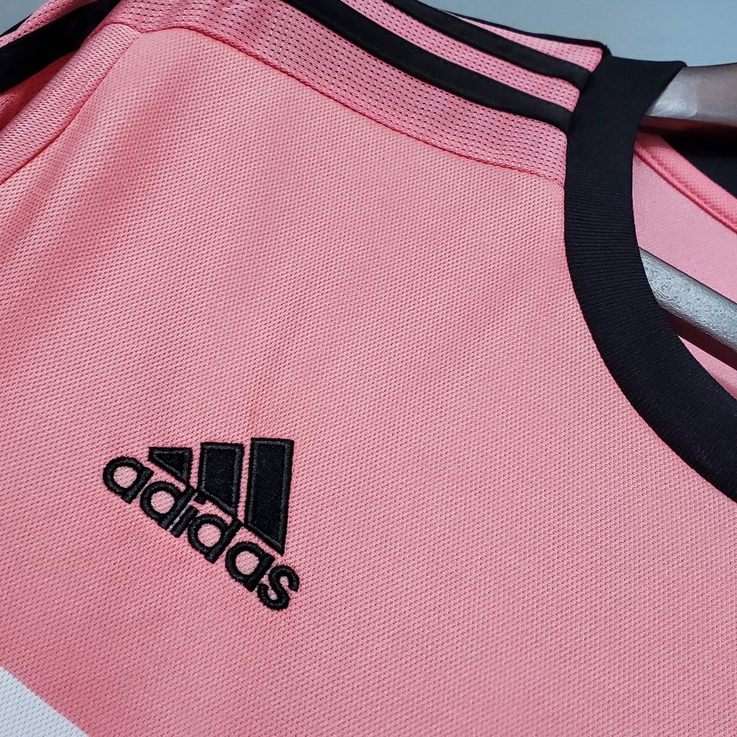 Retro 15/16 juventus away pink S-XXL（Retro） | 复古/Retro | R | Betty ali Chinese suppliers