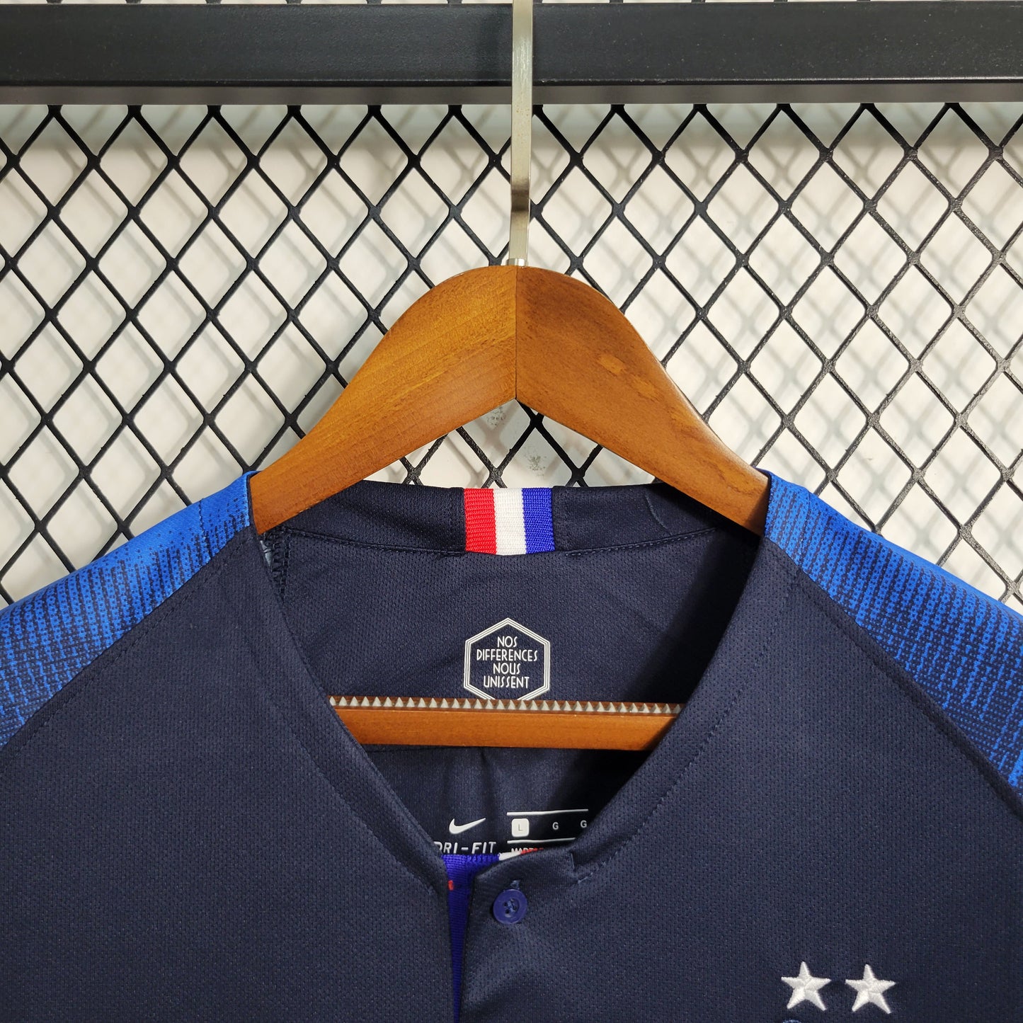 Retro Version 2018 World Cup France Home Long Sleeve Size S-XXL（Retro） | 复古/Retro | B3, M2-5 | Betty ali Chinese suppliers