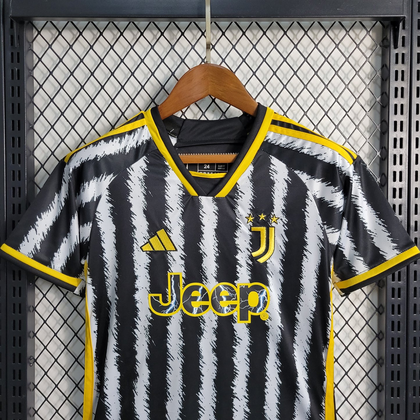 23-24 kids Juventus home size 16-28 | 儿童套装 | M2-2 | Betty ali Chinese suppliers