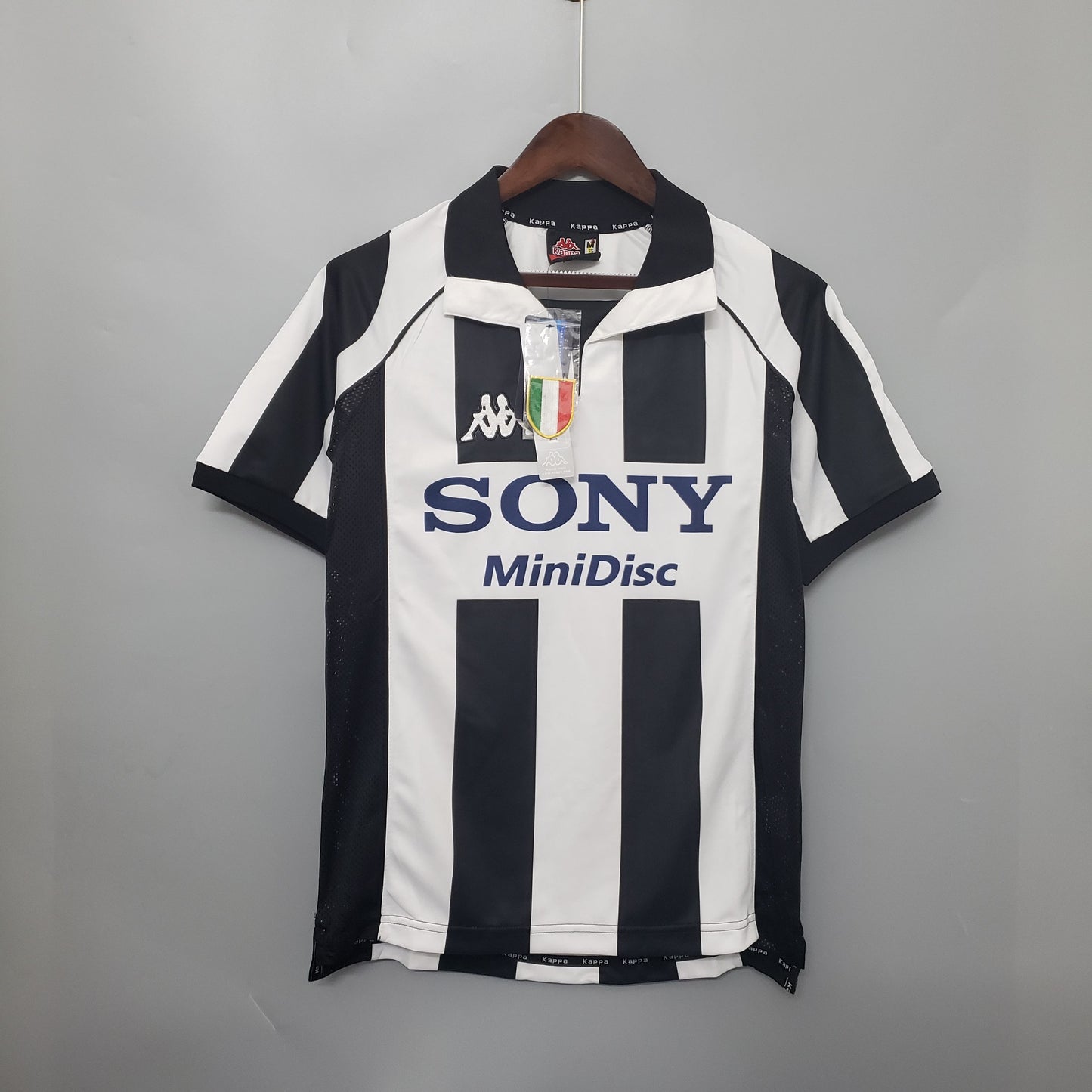 1997-1998 Juventus home Camisa de futebol retro（Retro） | 复古/Retro | R | Betty ali Chinese suppliers