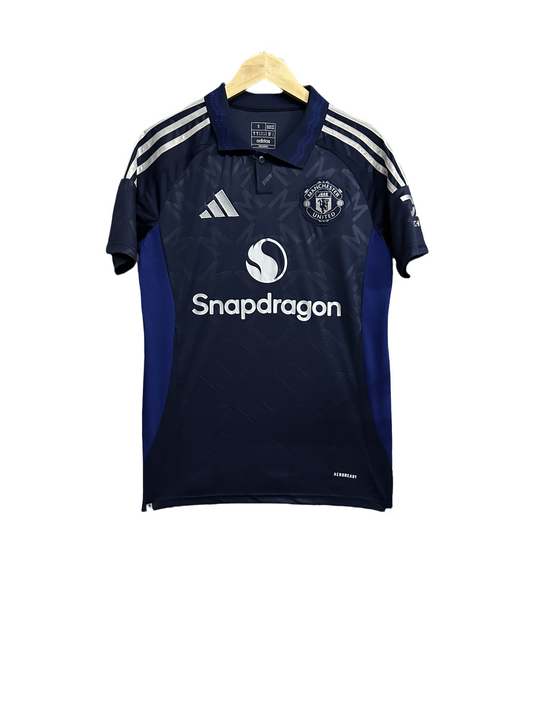 24-25 Manchester United away jersey