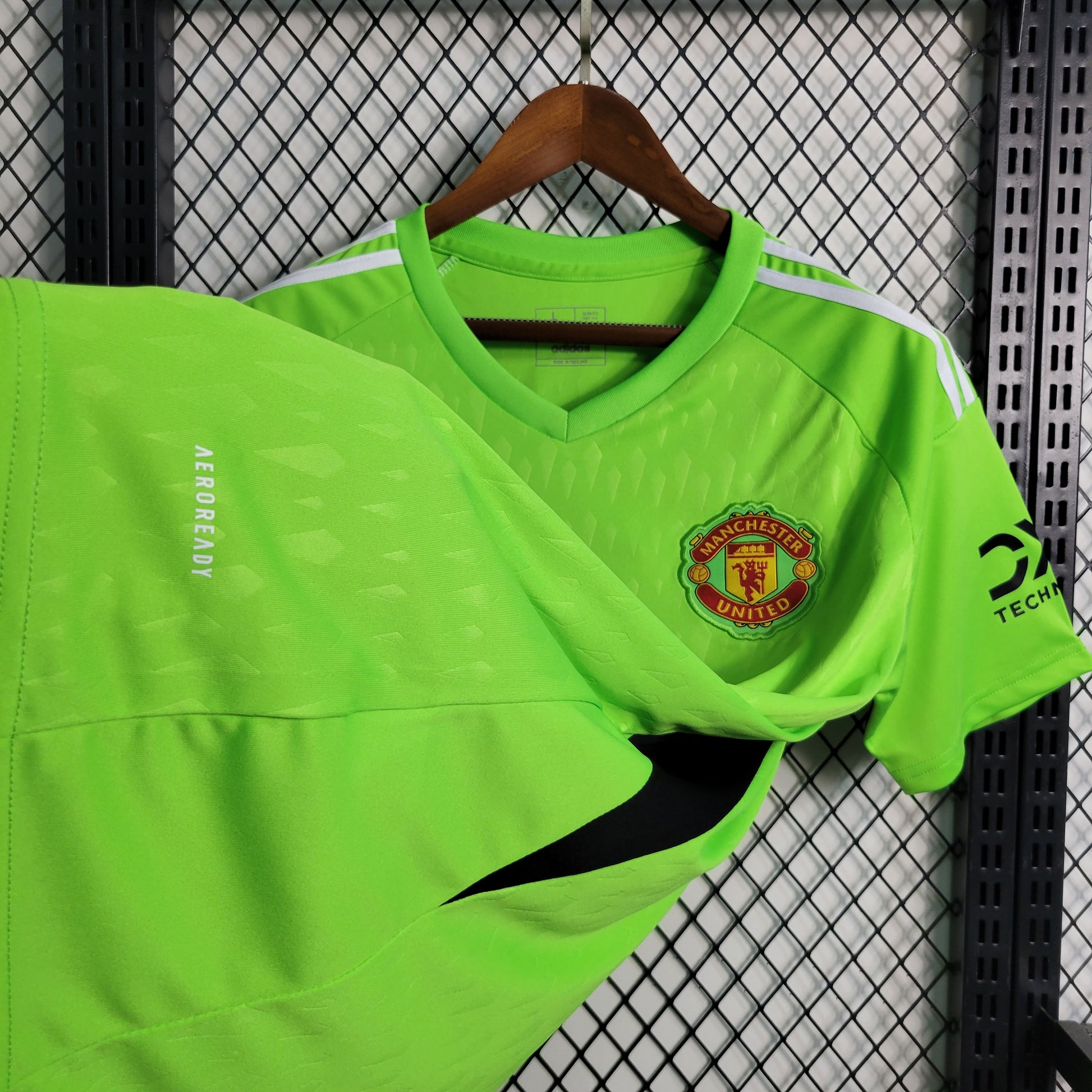 23-24 M-U goalkeeper green size S-XXL （fan version） | 衬衫 | M2-1 | Betty ali Chinese suppliers