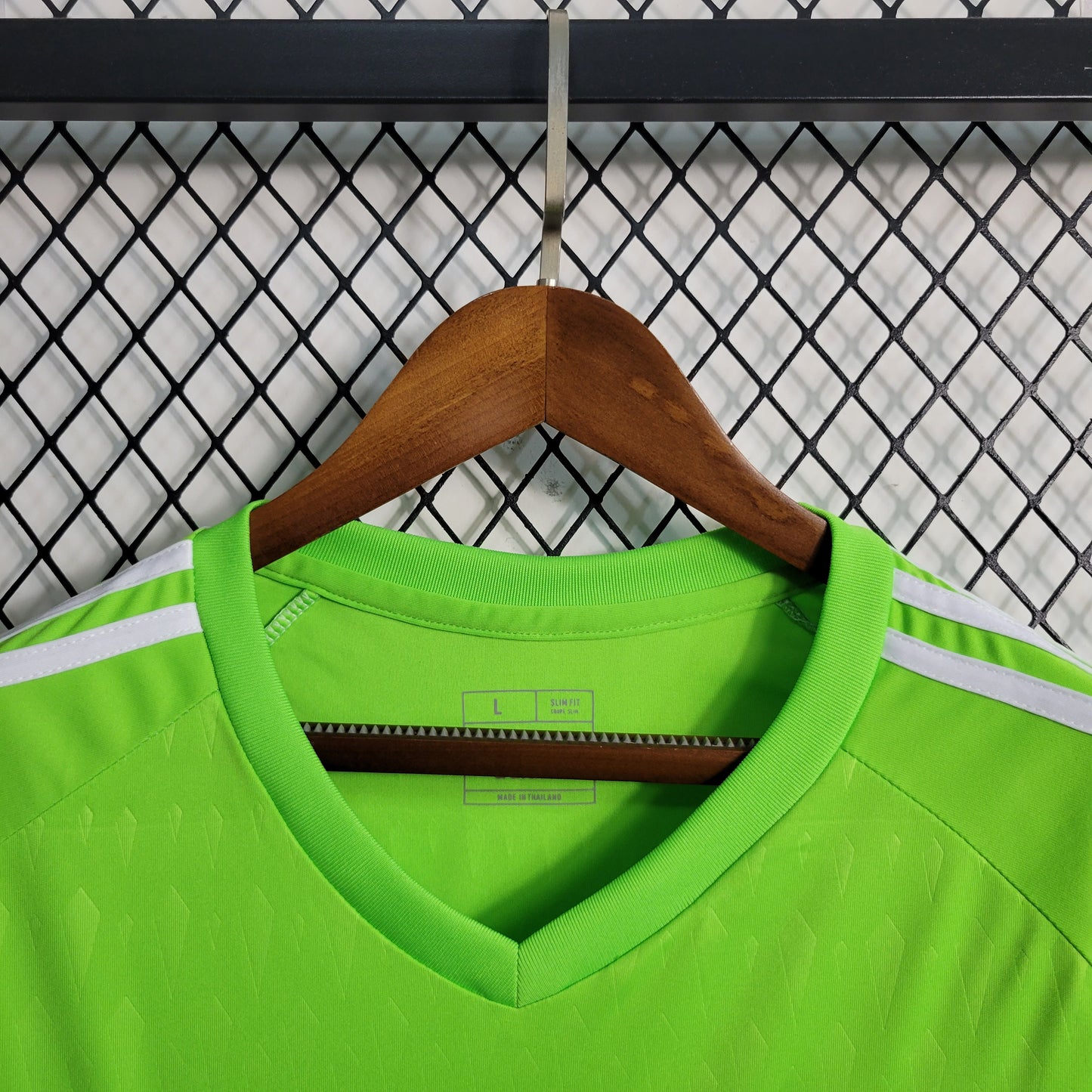 23-24 M-U goalkeeper green size S-XXL （fan version） | 衬衫 | M2-1 | Betty ali Chinese suppliers