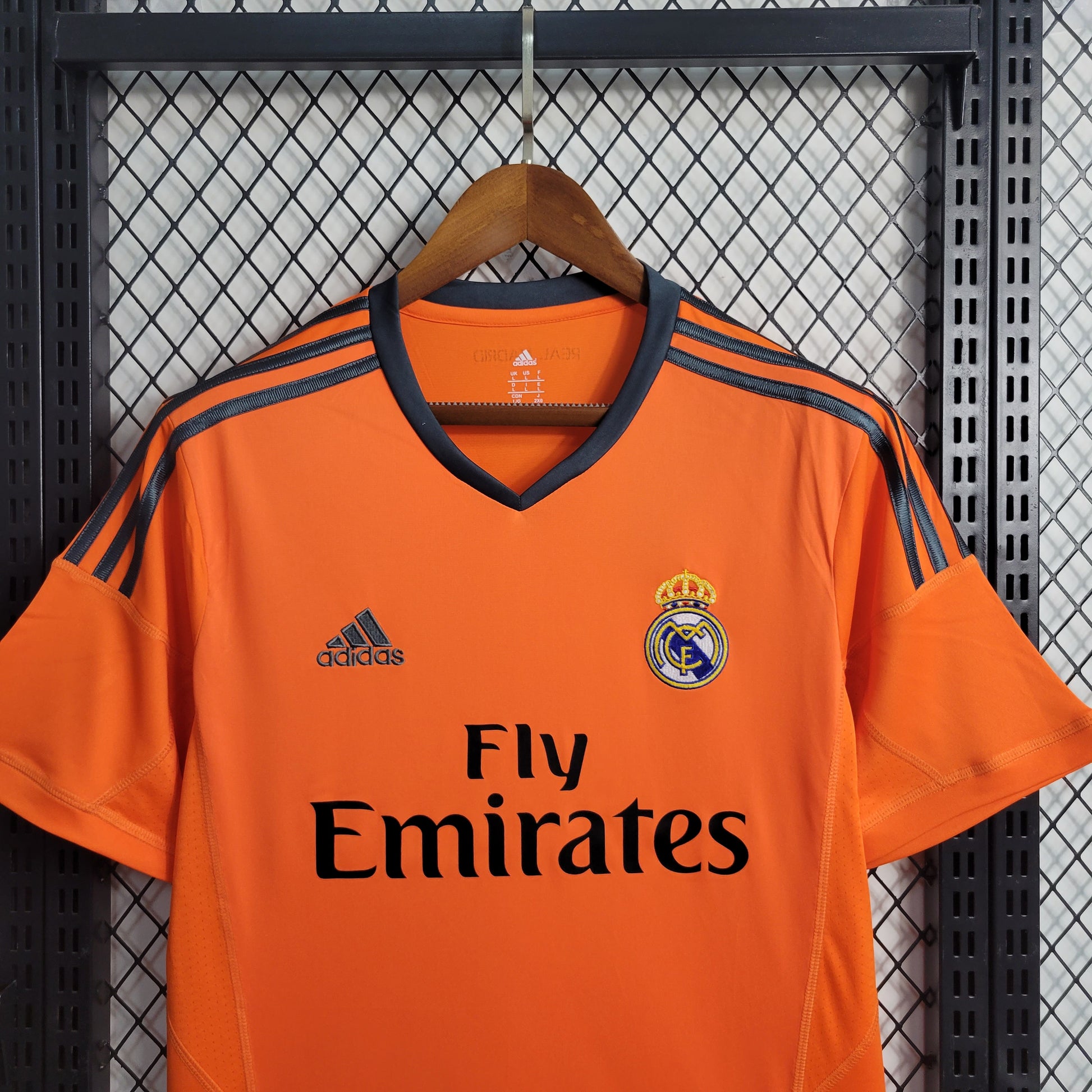 Retro 13-14 Real Madrid 2 away size S-XXL（Retro） | 复古/Retro | M2-3, R | Betty ali Chinese suppliers