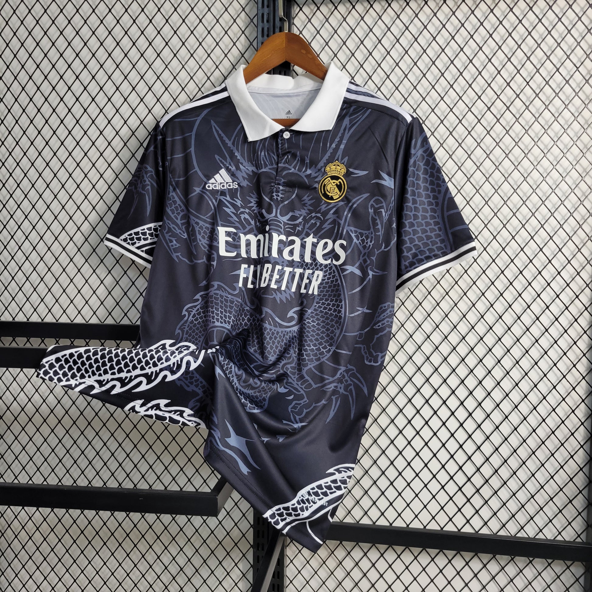 23-24 Real Madrid Black Dragon Special Edition Size S-XXL（Men's Fan Edition） | 衬衫 | M2-3 | Betty ali Chinese suppliers