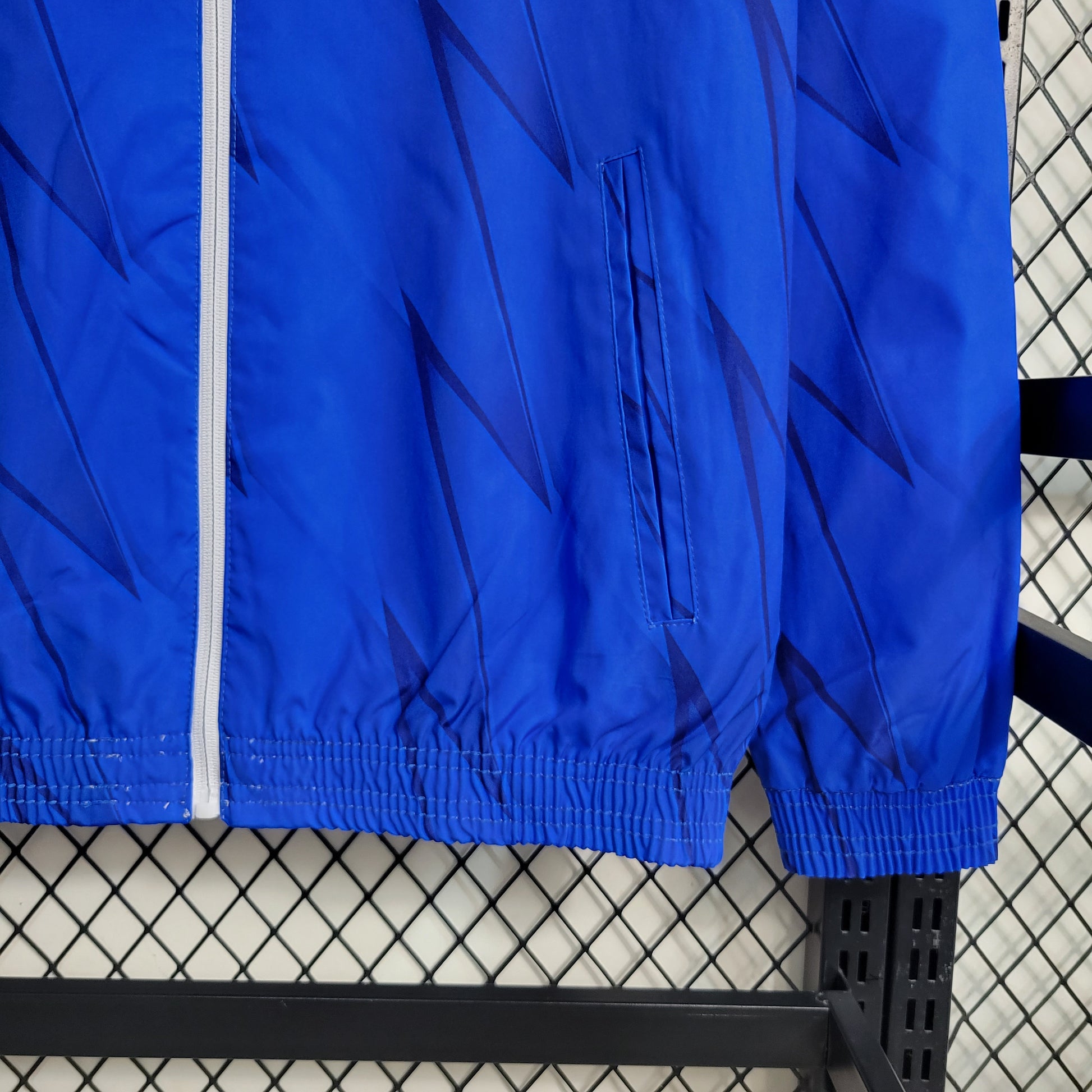 23-24 Windbreaker Al Hilal Size S-XXL | B3 | 中国供应商