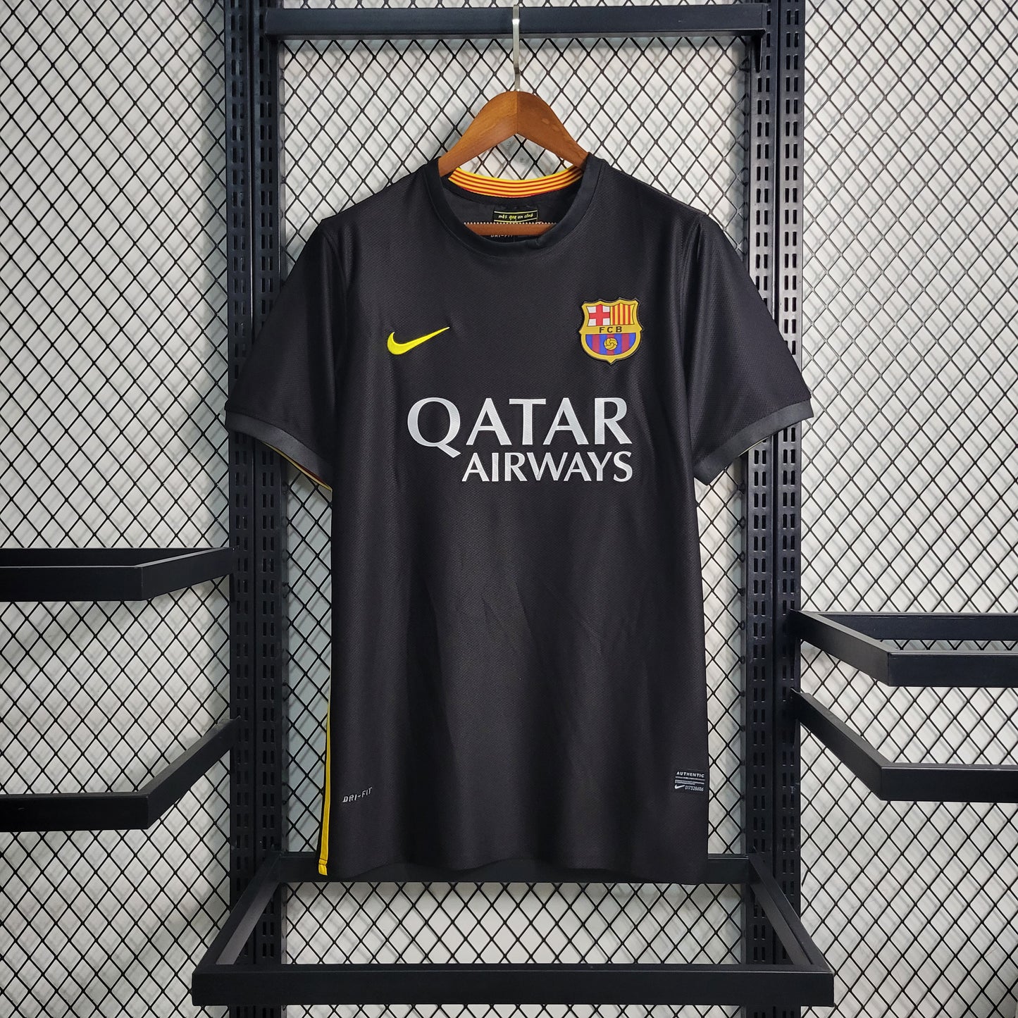 Retro 13-14 Barcelona Third away Size S-XXL（Retro） | 复古/Retro | M2-3 | Betty ali Chinese suppliers