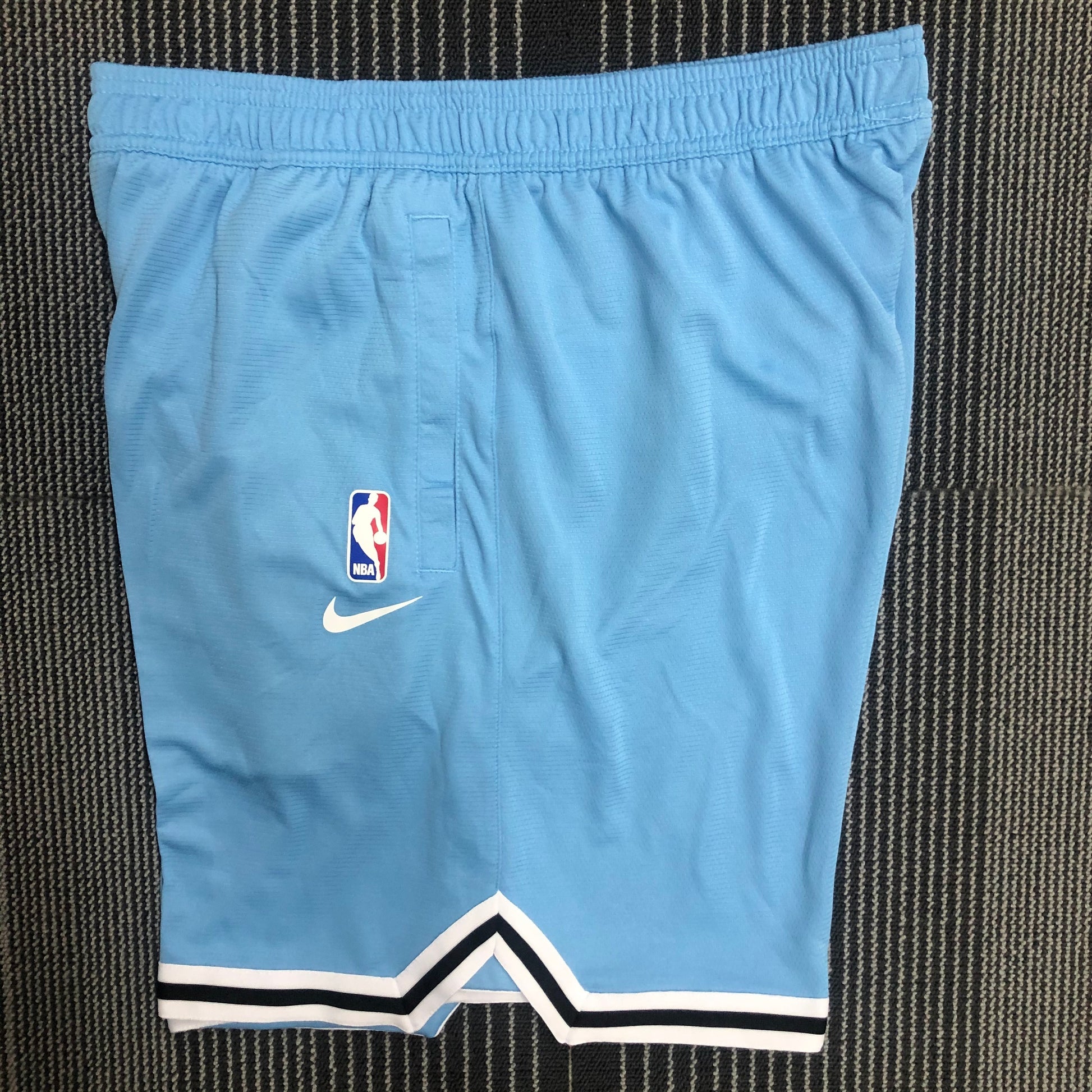 2201 American Training Shorts: Grizzlies Size S-XXL | 短裤 | NBA | 中国供应商