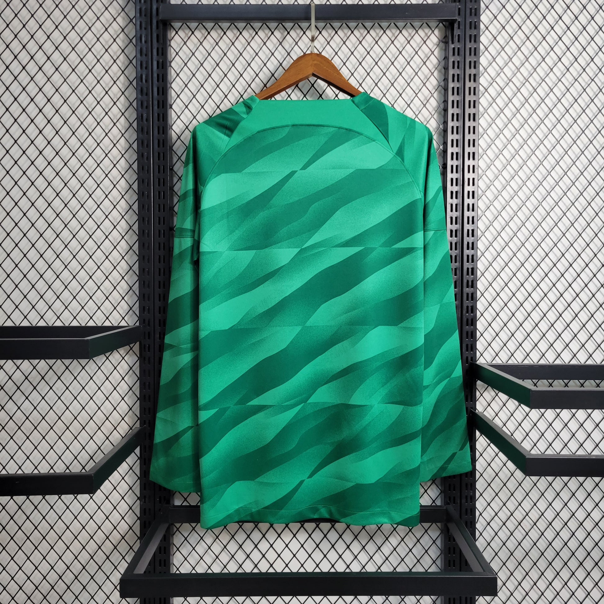 23-24 Long Sleeve PSG Green Goalkeeper Size S-XXL（Retro） | 复古/Retro | B3 | Betty ali Chinese suppliers