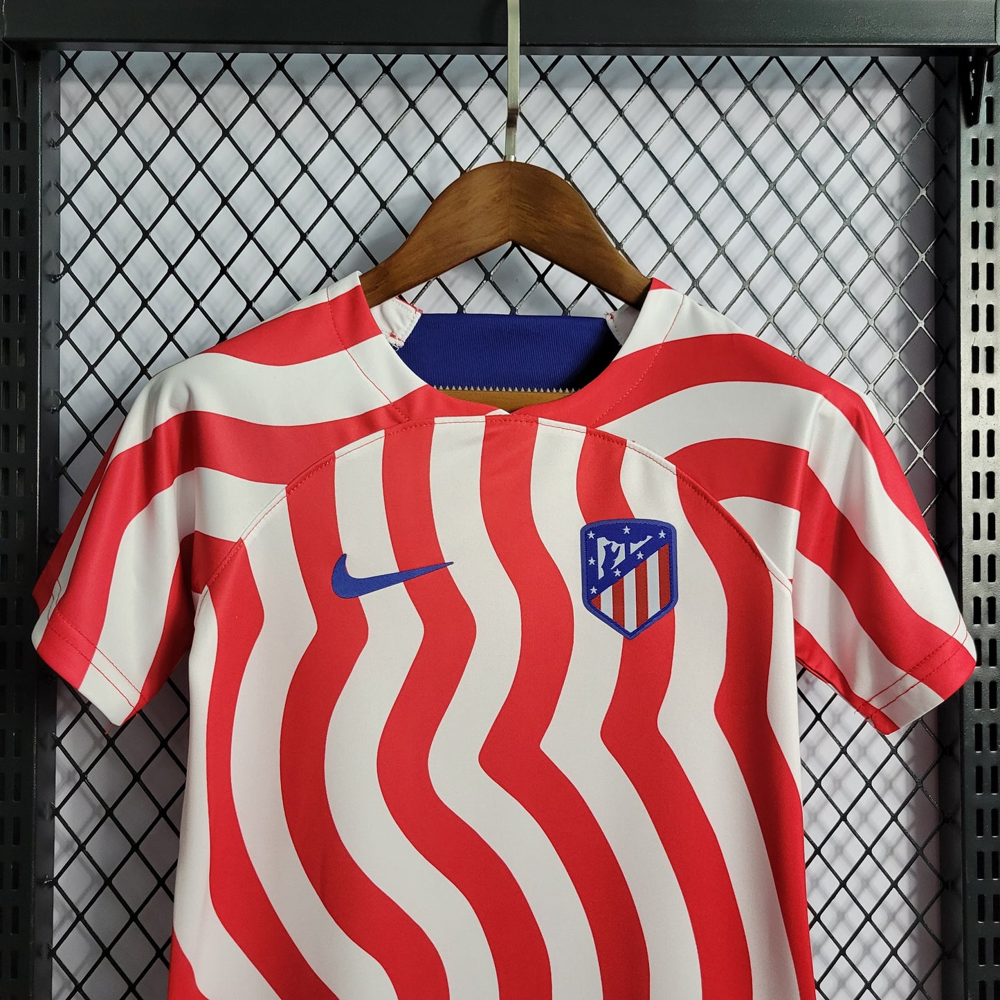 22/23 Kids Atletico Madrid Home Size 16-28 | 儿童套装 | M2-3 | Betty ali Chinese suppliers