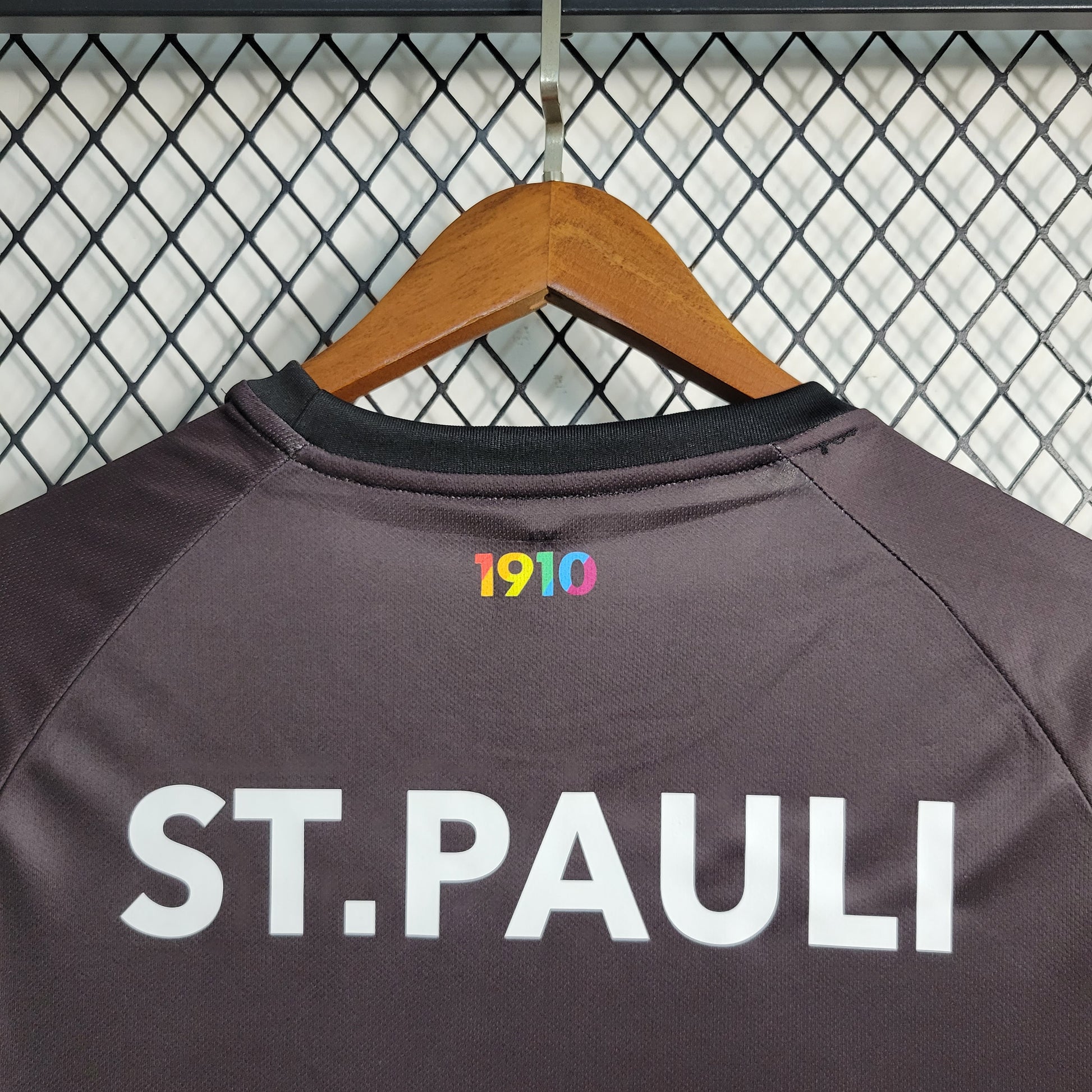 23-24 St. Pauli away size S-XXL（Men's Fan Edition） | 衬衫 | M4-1 | Betty ali Chinese suppliers