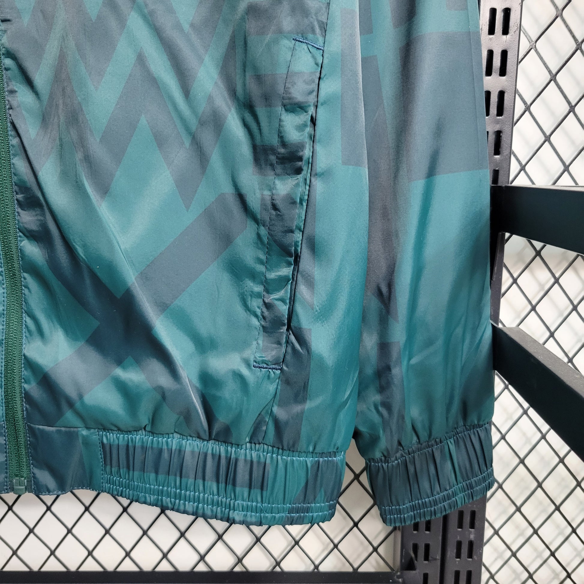 23-24 Windbreaker Palmeiras Size S-XXL | 风衣 | B3 | Betty ali Chinese suppliers