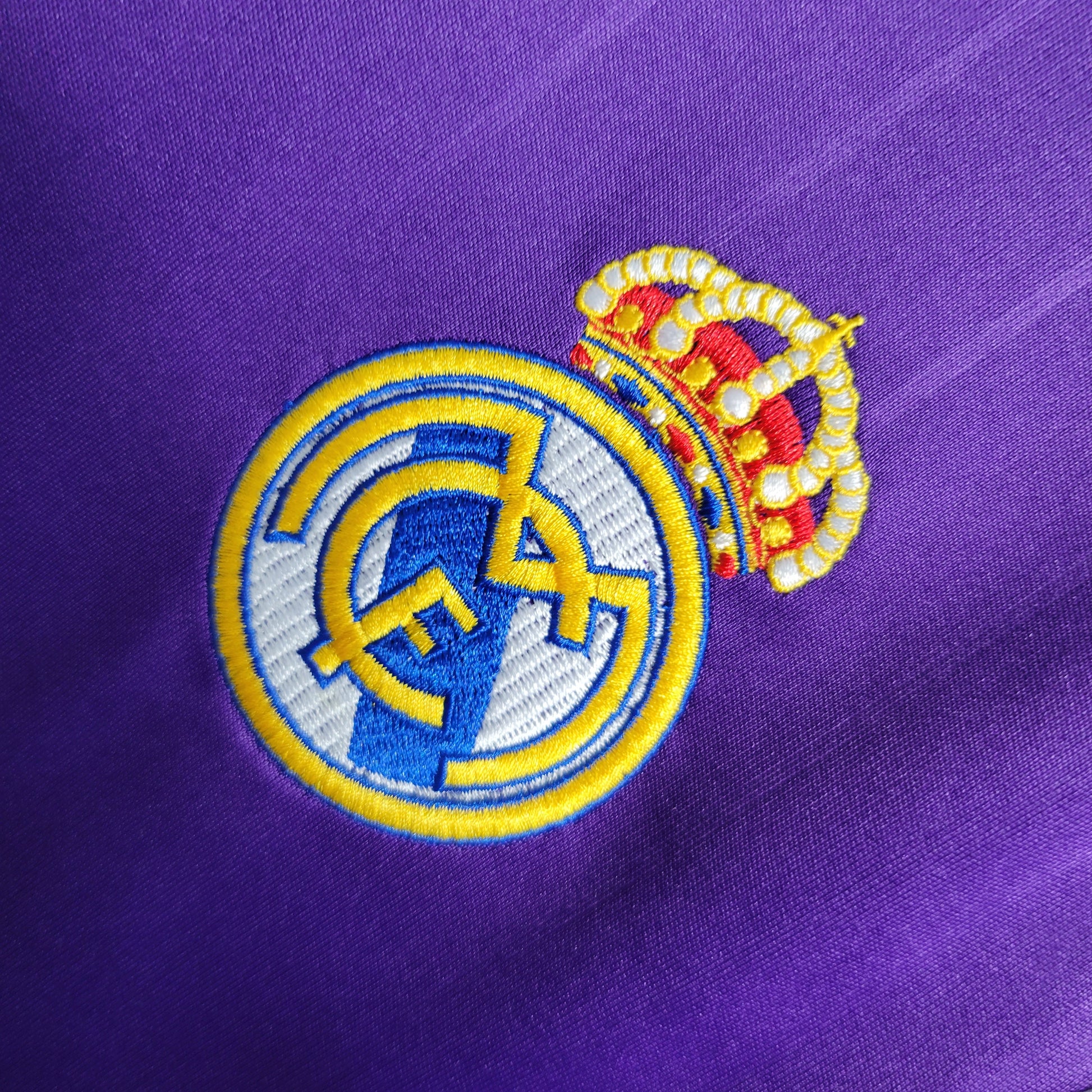 Retro 06 Real Madrid Purple Size S-XXL（Retro） | 复古/Retro | M2-3, R | Betty ali Chinese suppliers