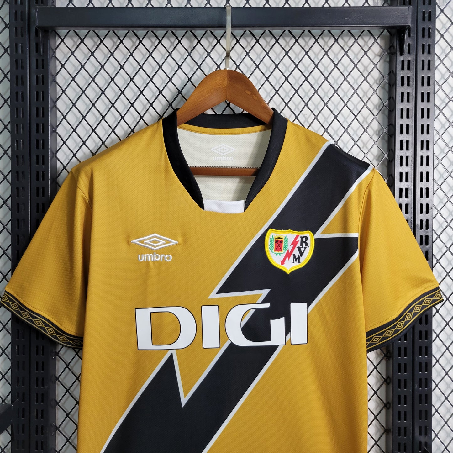 23-24 Rayo Vallecano away size S-XXL | 衬衫 | M2-3 | Betty ali Chinese suppliers