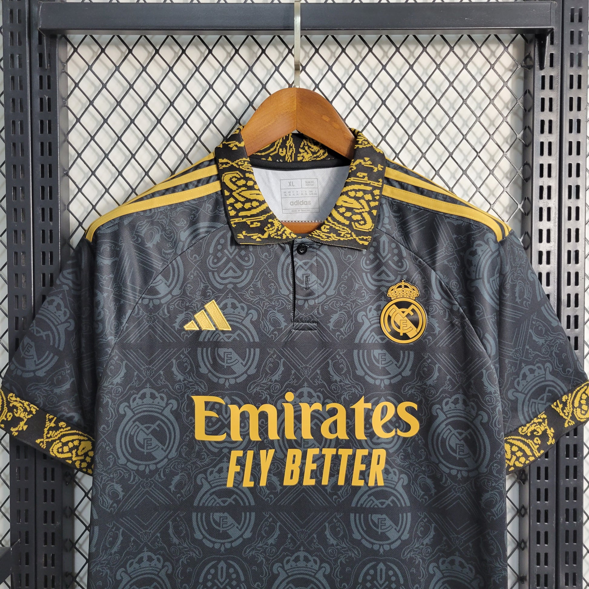 23-24 Real Madrid Black Concept Edition Size S-XXL（Men's Fan Edition） | 衬衫 | M2-3 | Betty ali Chinese suppliers