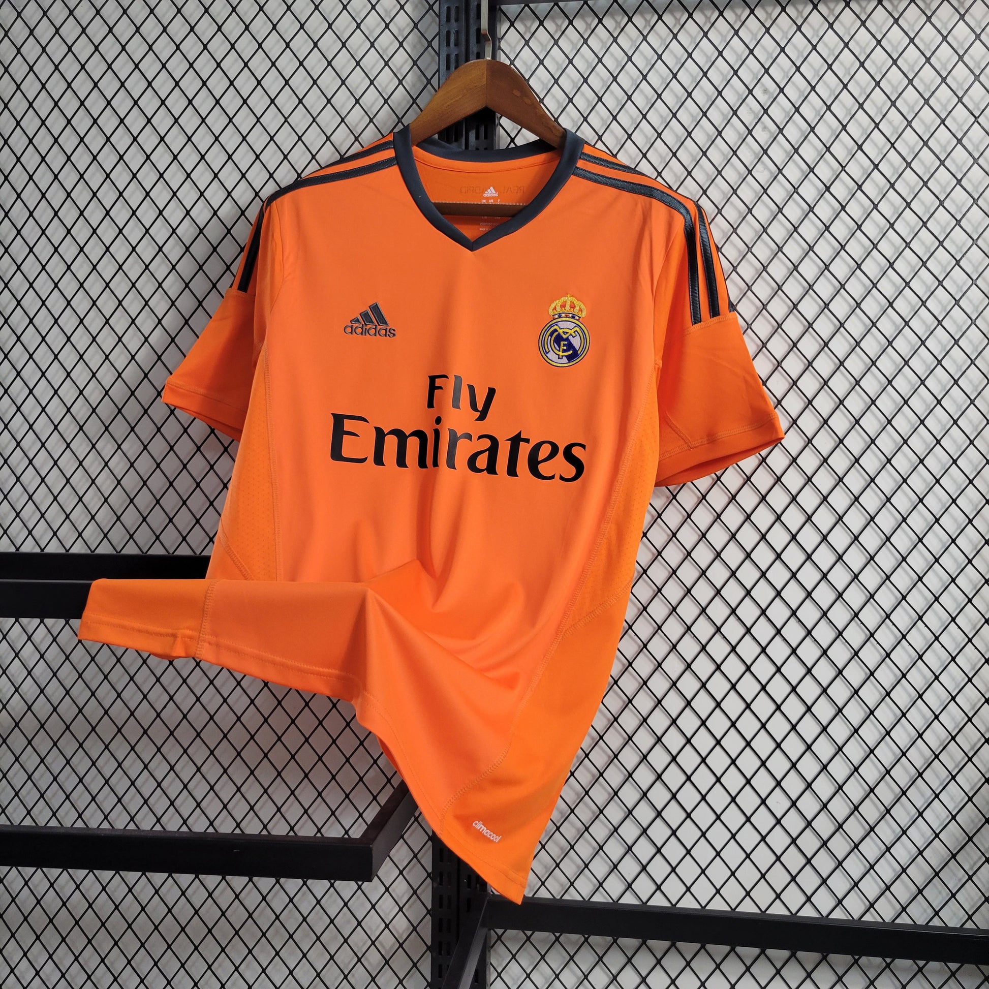 Retro 13-14 Real Madrid 2 away size S-XXL（Retro） | 复古/Retro | M2-3, R | Betty ali Chinese suppliers