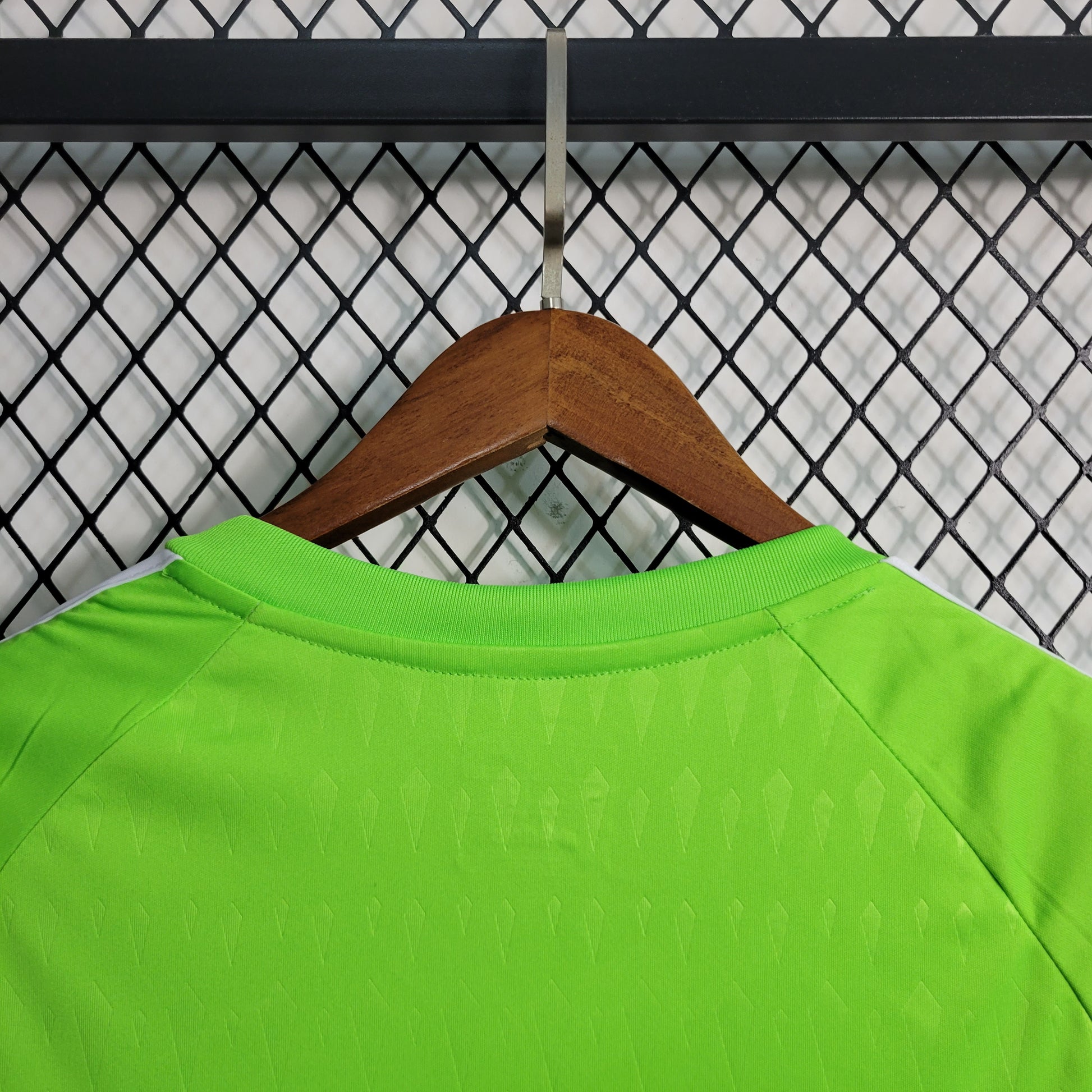 23-24 M-U goalkeeper green size S-XXL （fan version） | 衬衫 | M2-1 | Betty ali Chinese suppliers