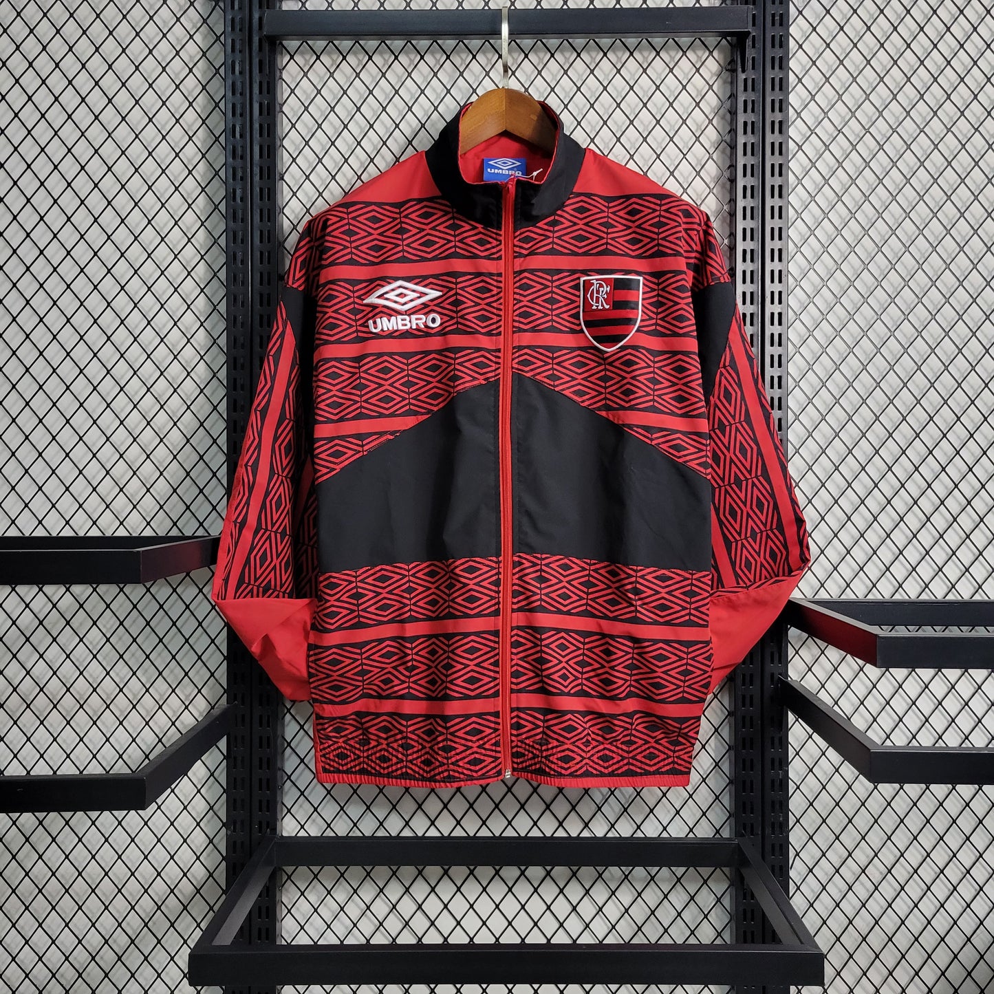 Windbreaker Flamengo Size S-XXL | 风衣 | B3, M1-1 | Betty ali Chinese suppliers