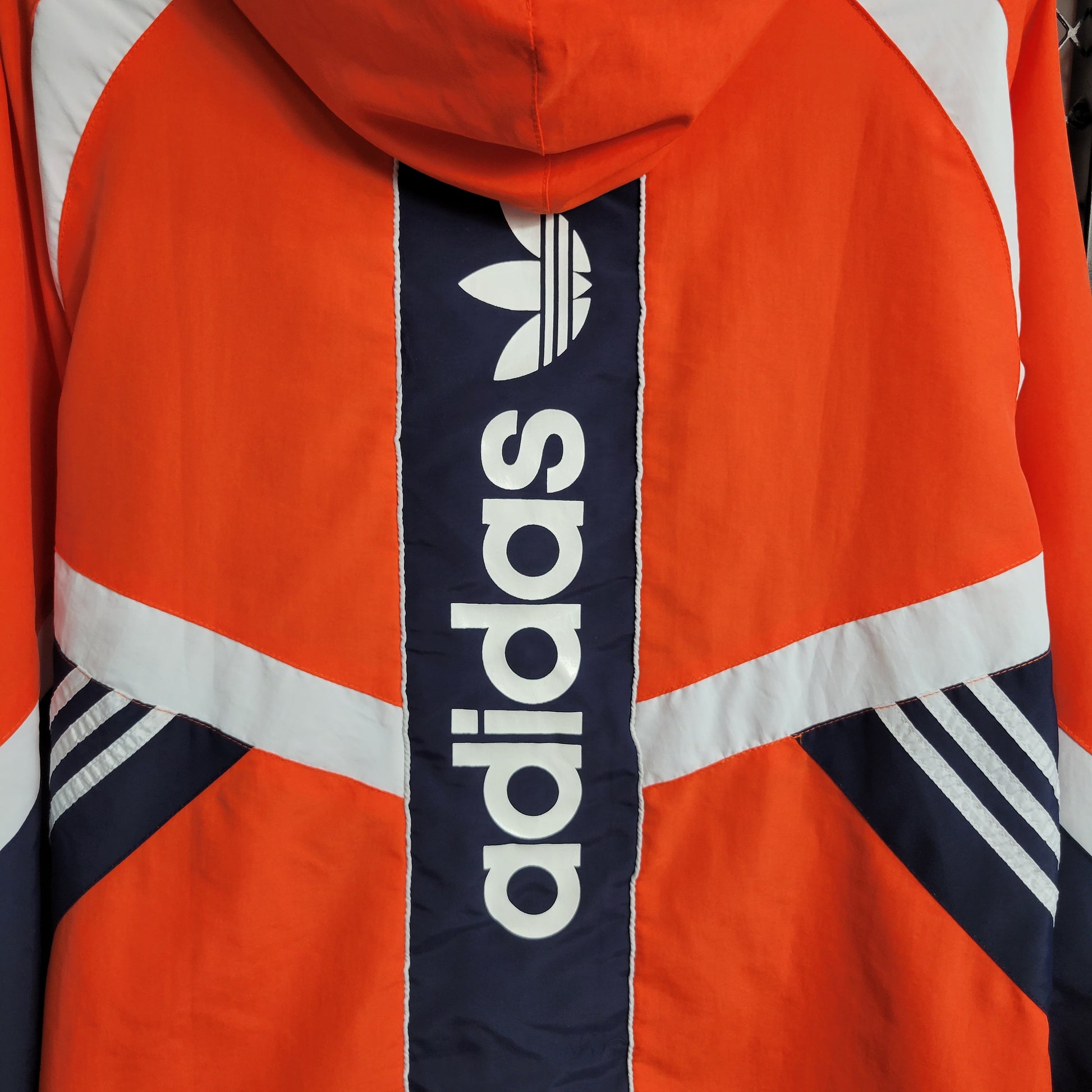 Windbreaker Adidas Size S-XXL | 风衣 | B3 | Betty ali Chinese suppliers