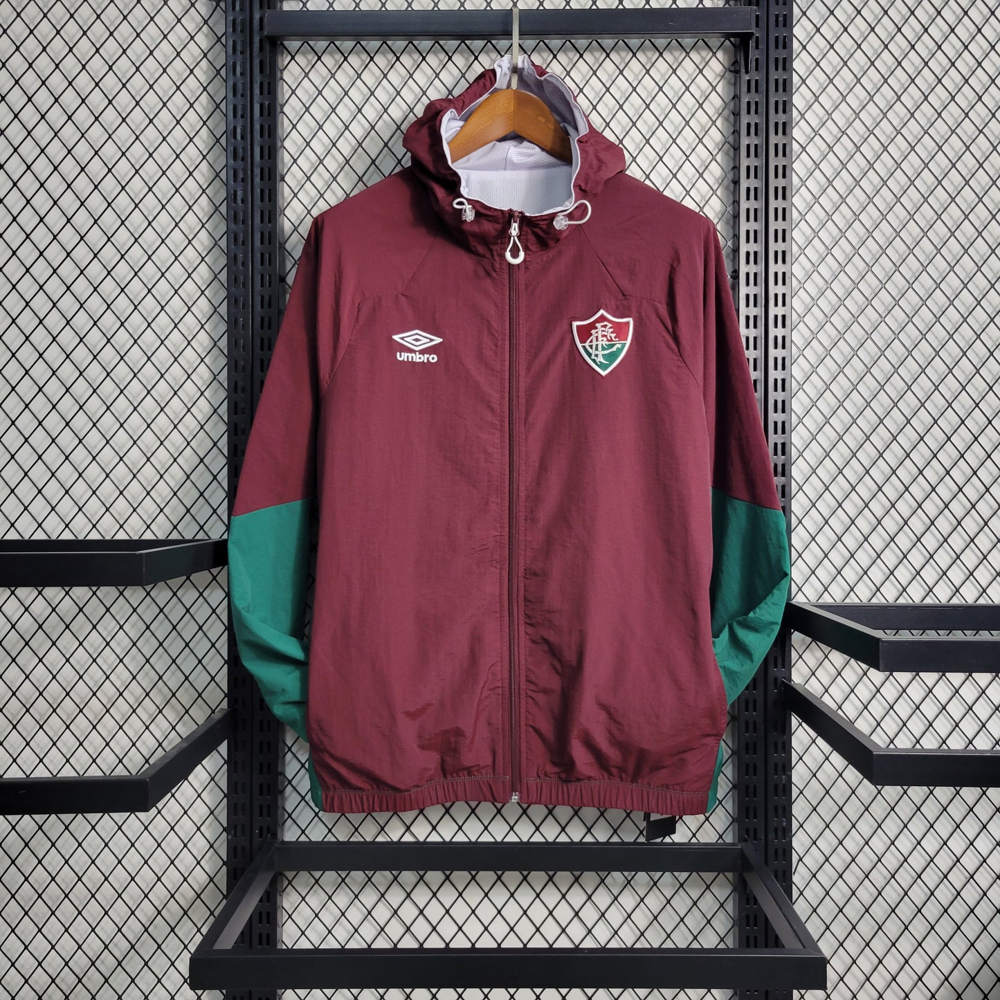 23-24 Windbreaker Fluminense Size S-XXL | 风衣 | B3, M1-1 | Betty ali Chinese suppliers