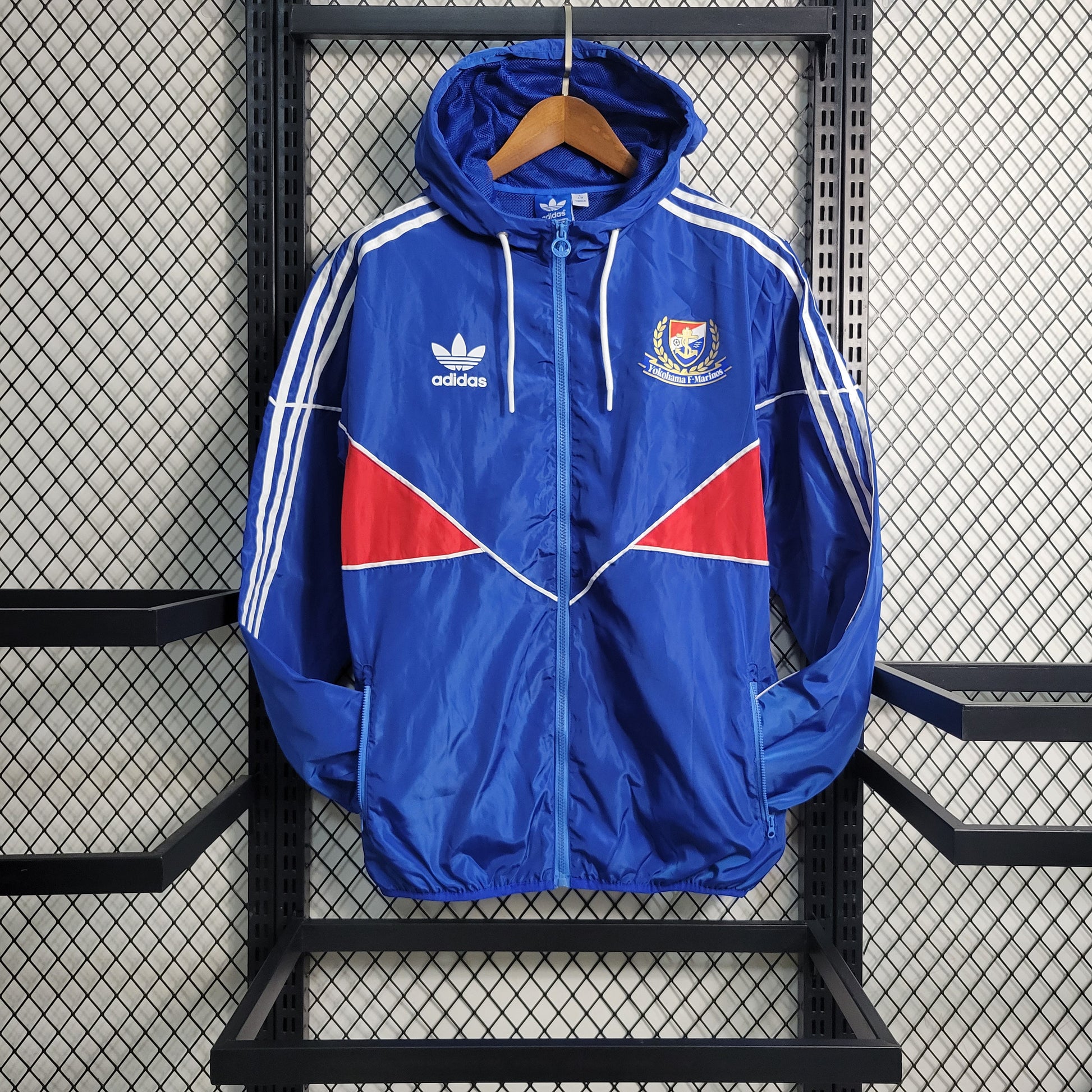 23-24 Player Windbreaker Yokohama F. Marinos Size S-XXL | 风衣 | W1-18 | Betty ali Chinese suppliers