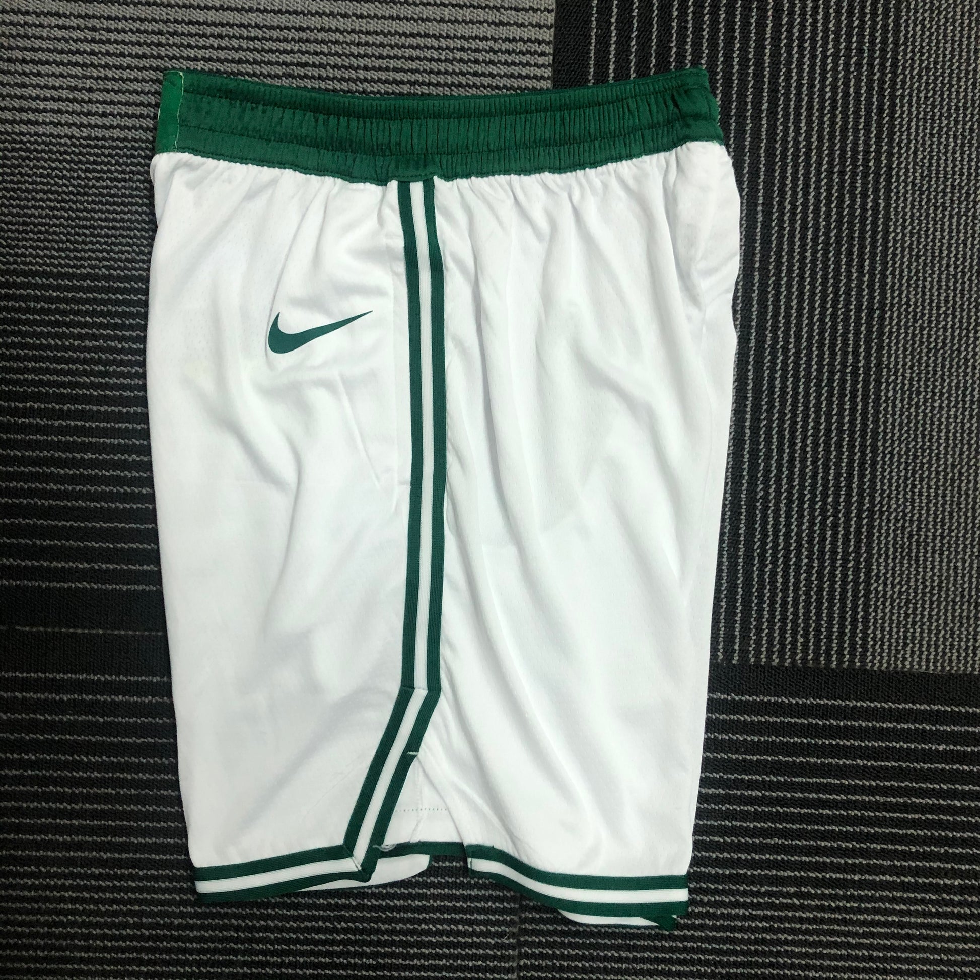 celtics shorts Size S-XXL | 短裤 | NBA | 中国供应商