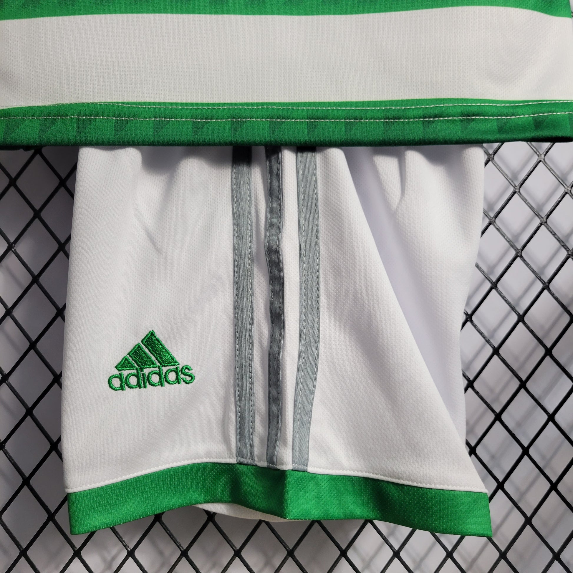 22/23 Kids Celtics Home Size: 16-28 | 儿童套装 | M2-1 | Betty ali Chinese suppliers