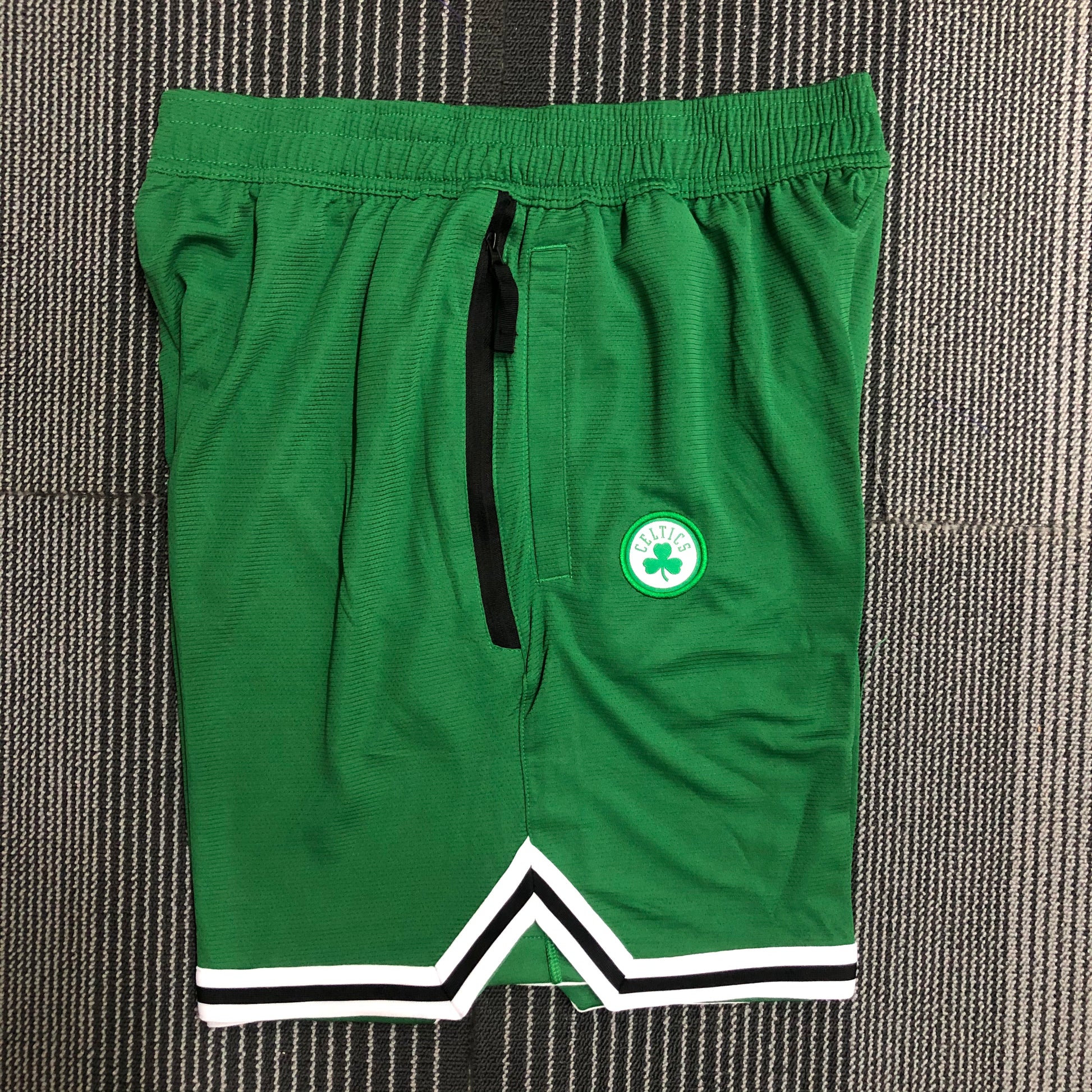 2201 American Shorts: Celtic Size S-XXL | 短裤 | NBA | 中国供应商