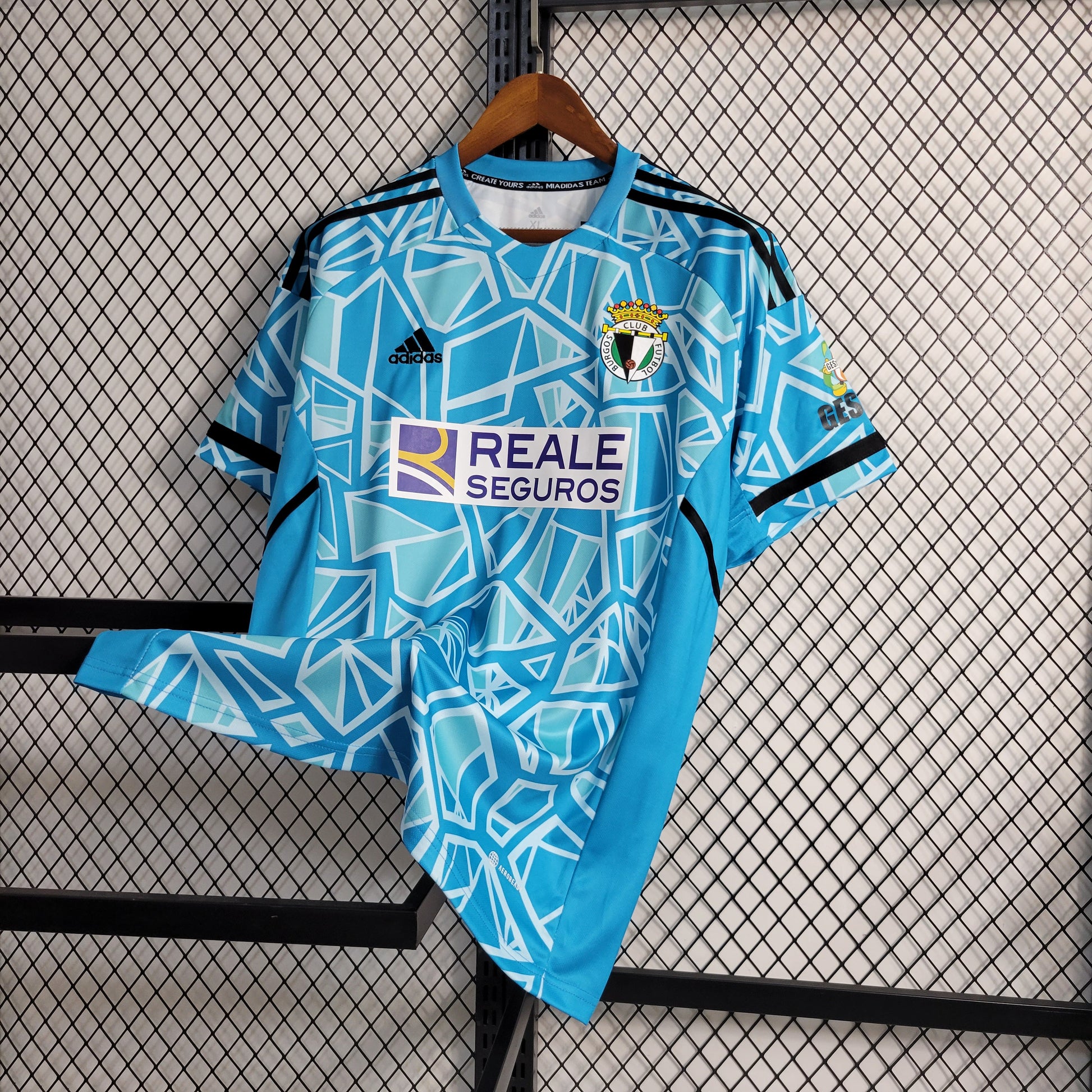 23-24 Blue Burgos goalie size S-2XL（Men's Fan Edition） | 衬衫 | M2-3 | Betty ali Chinese suppliers