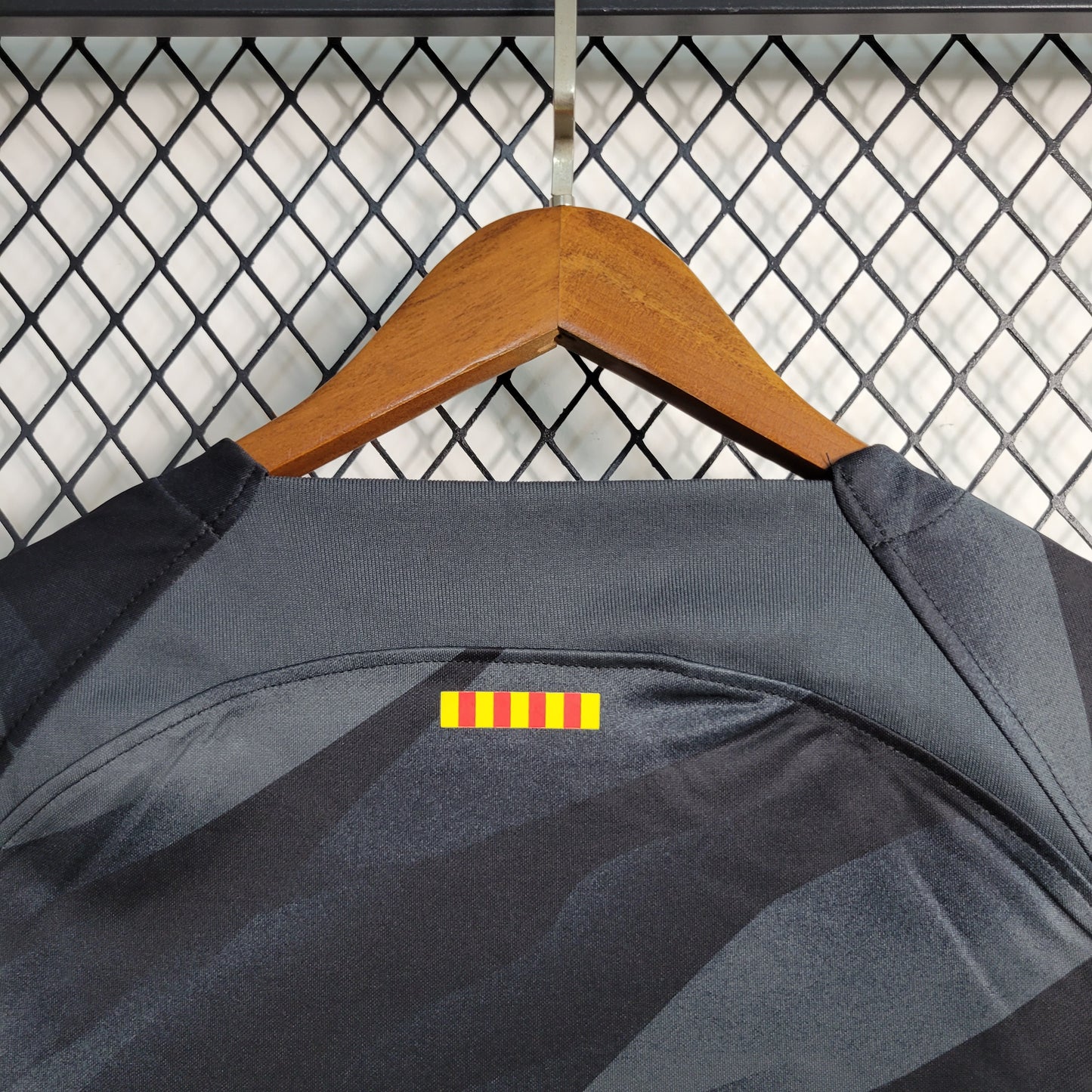 23-24 Barcelona Black Goalkeeper Size S-XXL（Men's Fan Edition） | 衬衫 | M2-3 | Betty ali Chinese suppliers