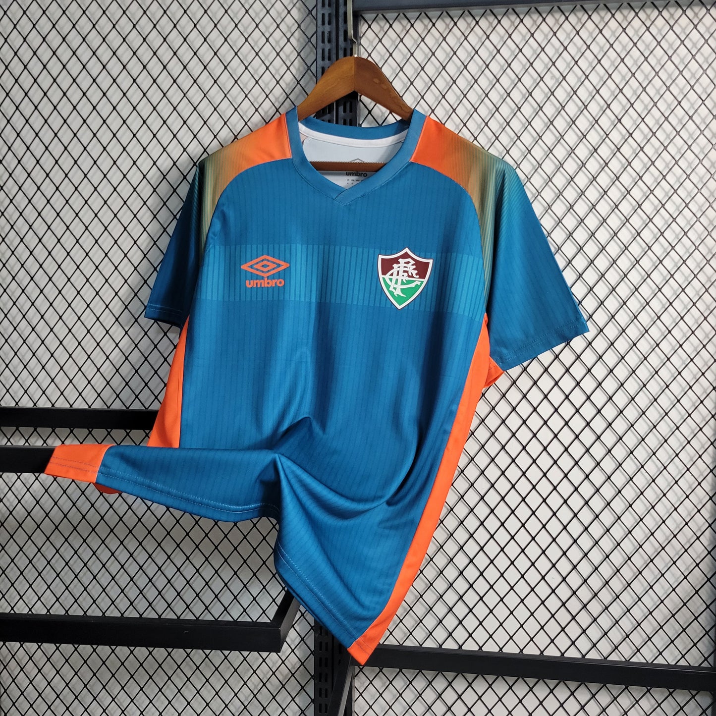 23-24 Fluminense pre match size S-XXL（Men's Fan Edition） | 衬衫 | Betty ali Chinese suppliers