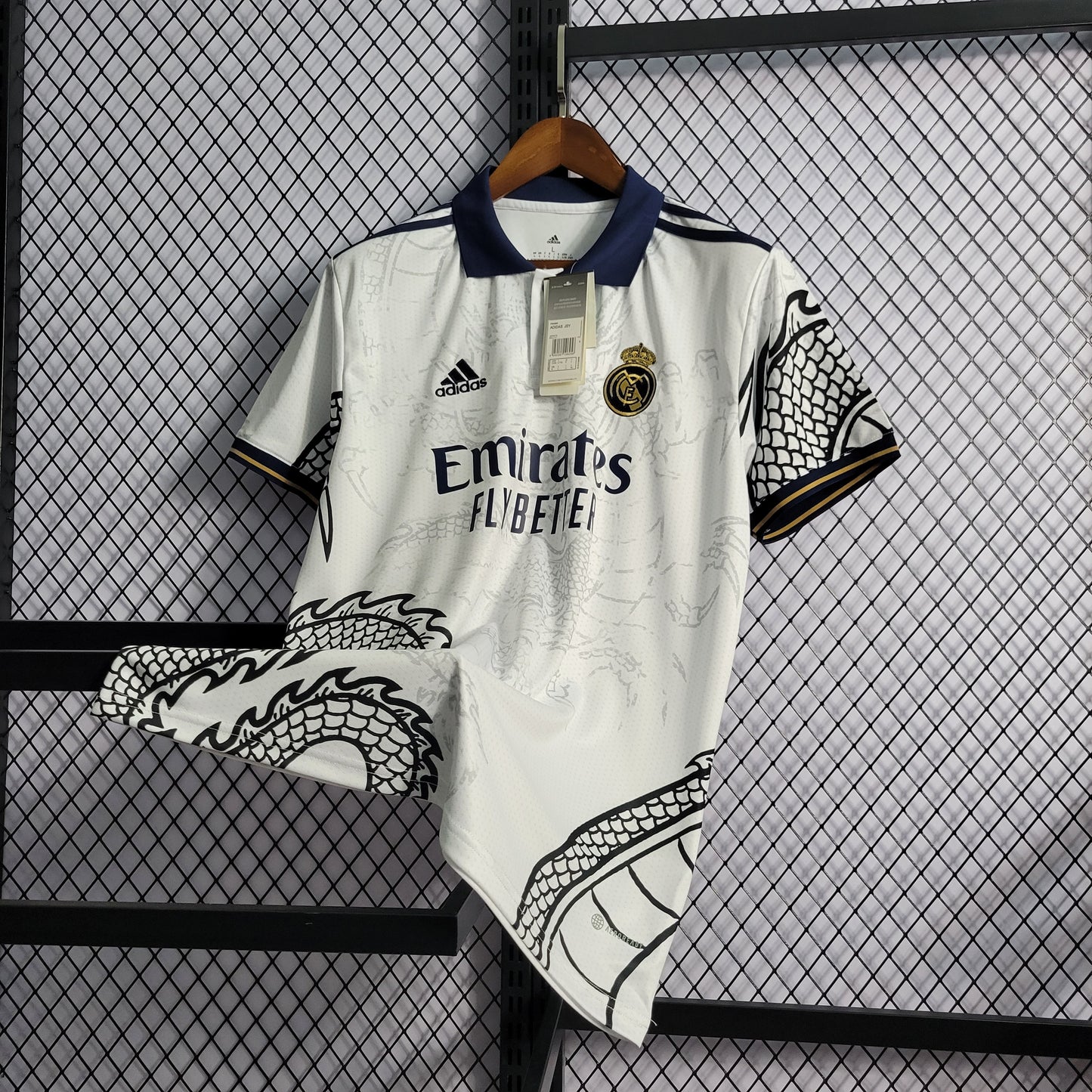 22/23 Real Madrid Chinese Dragon White S-XXL（Men's Fan Edition） | 衬衫 | M2-3 | Betty ali Chinese suppliers