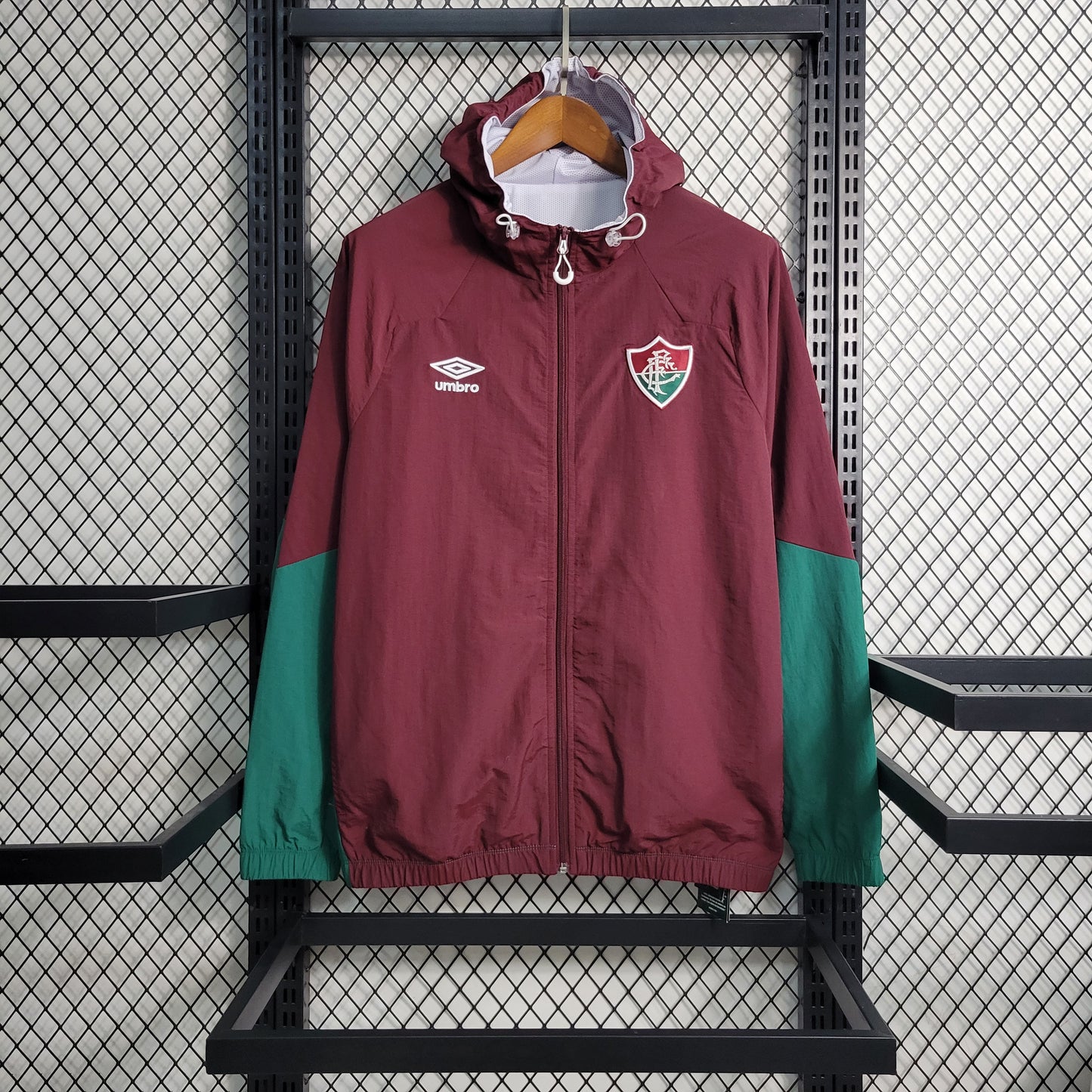 23-24 Windbreaker Fluminense Size S-XXL | 风衣 | B3, M1-1 | Betty ali Chinese suppliers