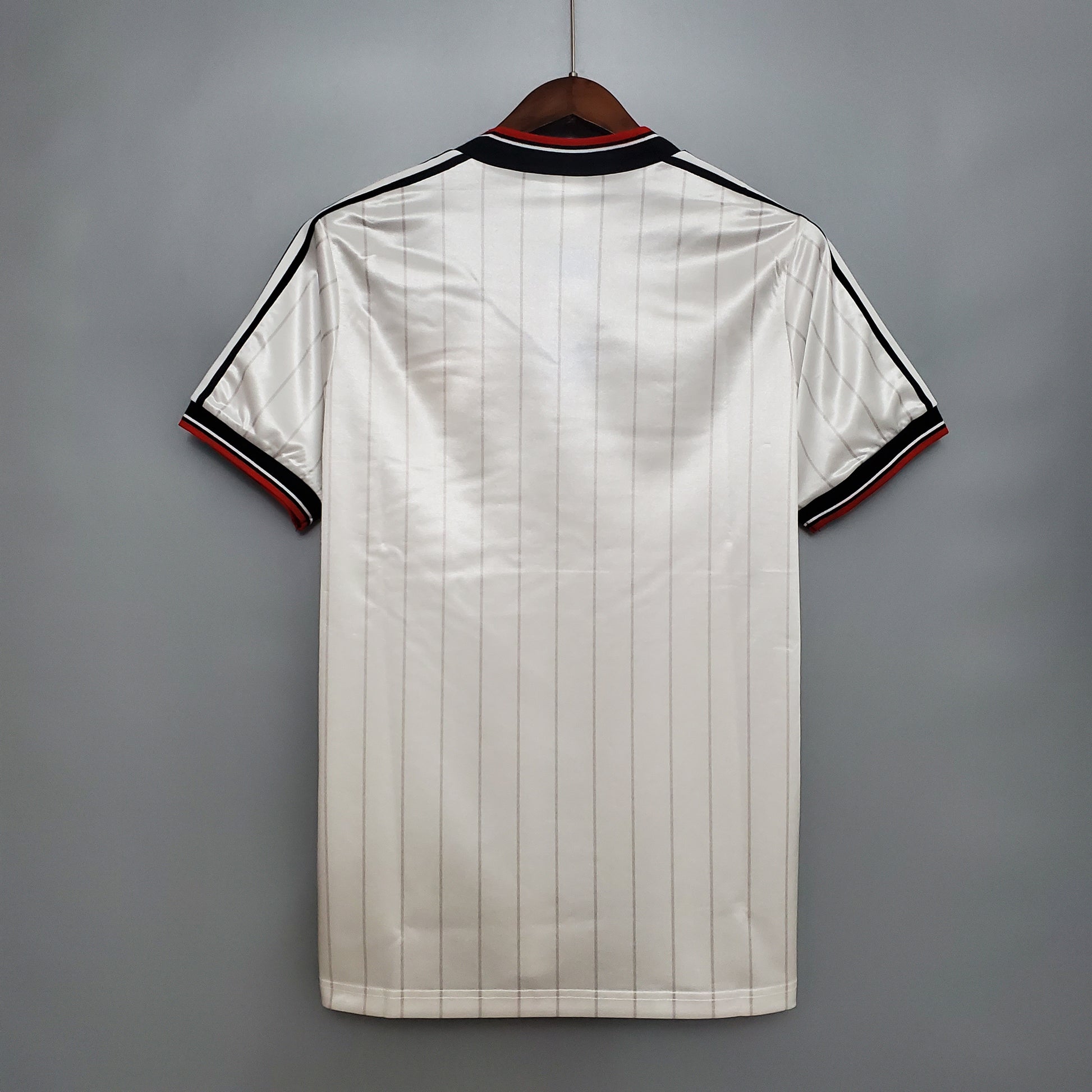 RetroM-U 1983 away S-XXL（Retro） | 复古/Retro | R | Betty ali Chinese suppliers