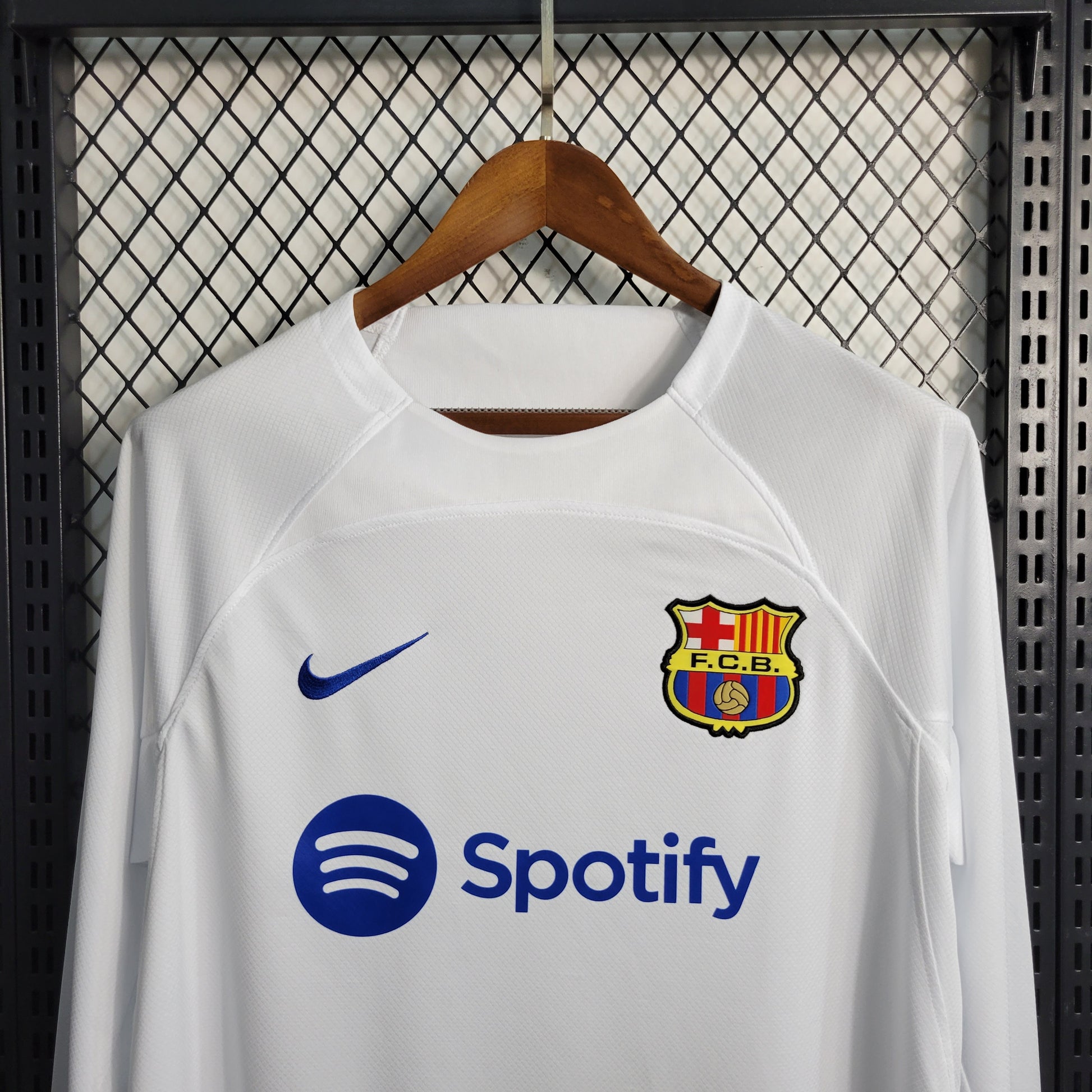 23-24 Barcelona White Away Long Sleeve Size S-XXL | 复古/Retro | B3 | Betty ali Chinese suppliers