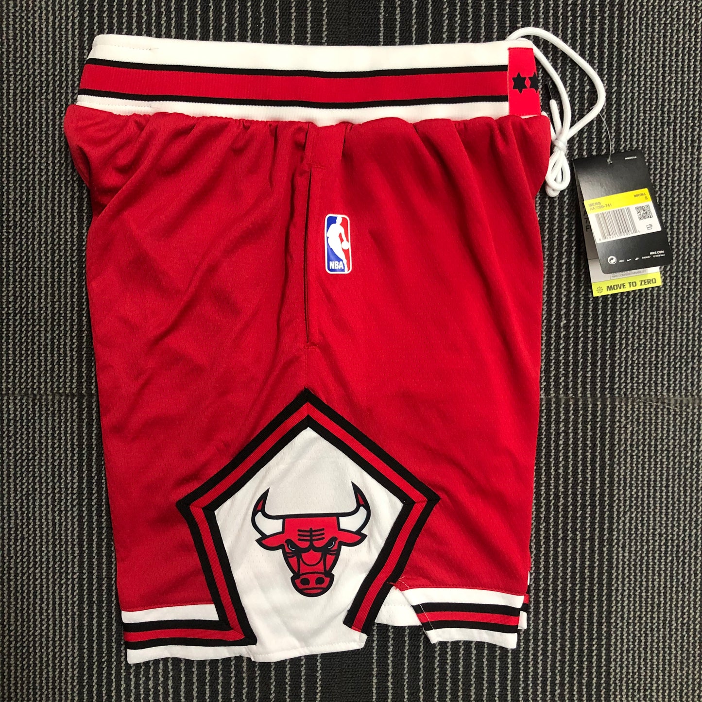 Bulls red shorts Size S-XXL | 短裤 | NBA | 中国供应商