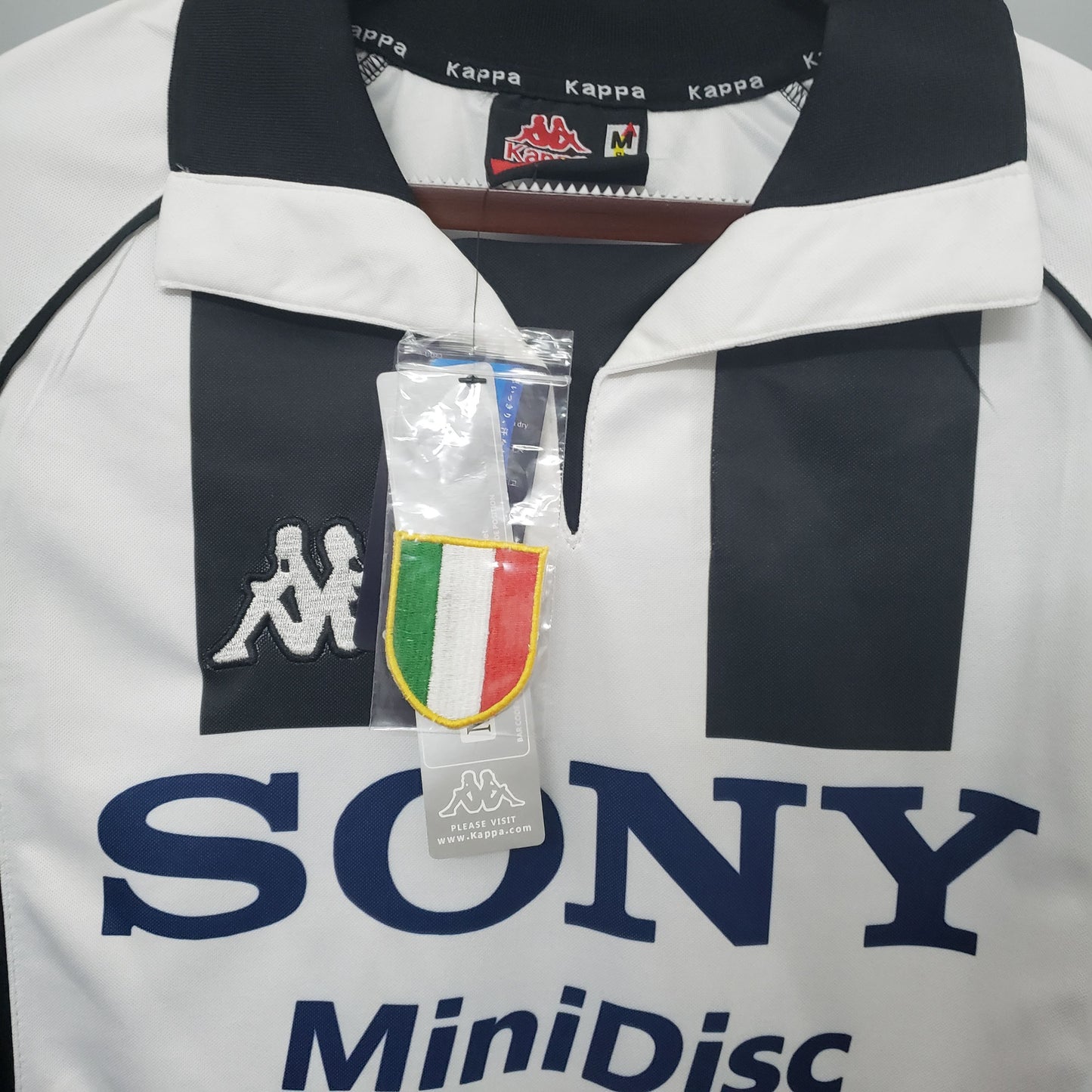 1997-1998 Juventus home Camisa de futebol retro（Retro） | 复古/Retro | R | Betty ali Chinese suppliers