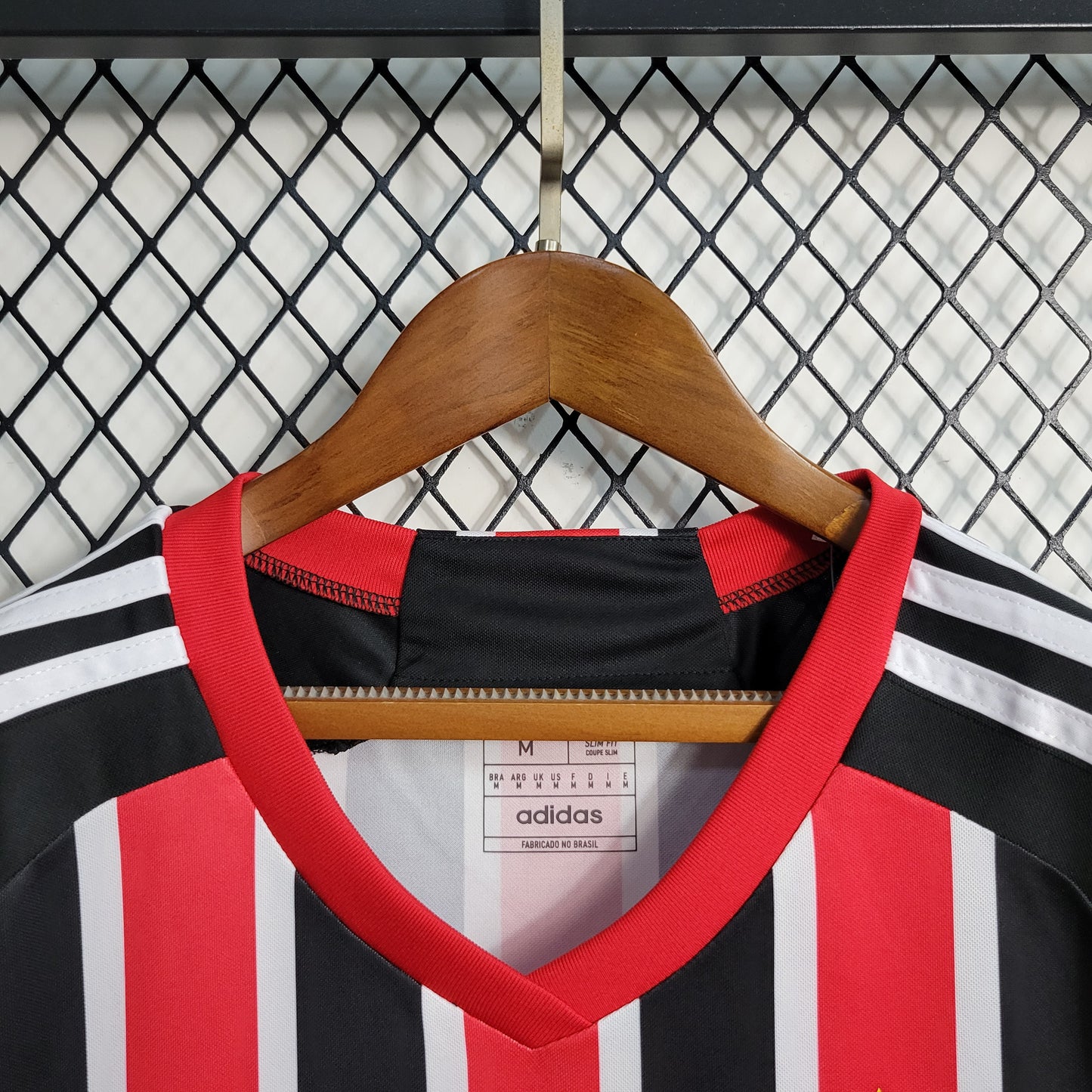 23-24 Women's Sao Paulo away size S-XXL（Men's Fan Edition） | 衬衫 | M1-1 | Betty ali Chinese suppliers